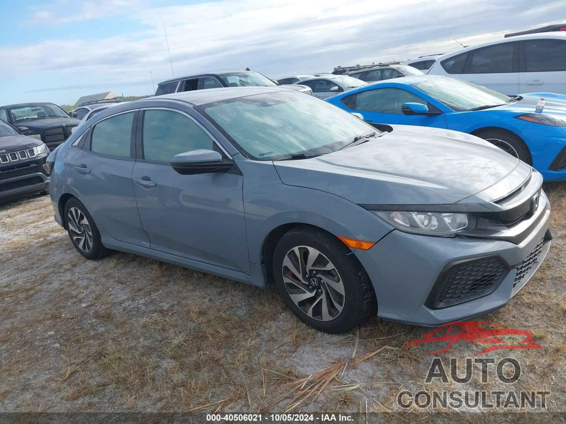 HONDA CIVIC 2019 - SHHFK7H33KU228332