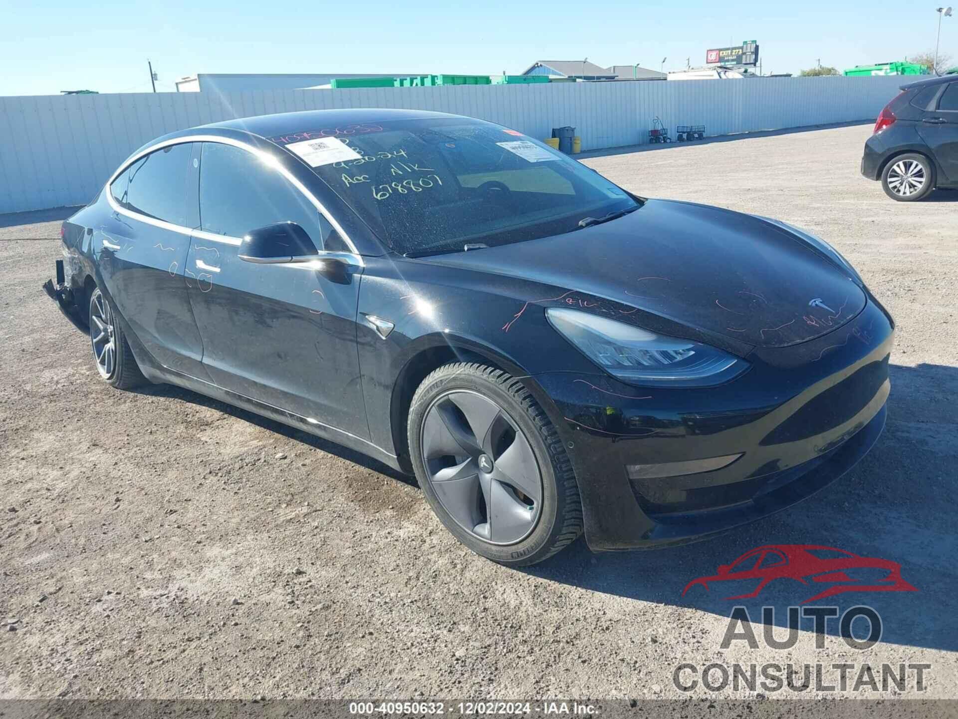 TESLA MODEL 3 2018 - 5YJ3E1EA0JF157441