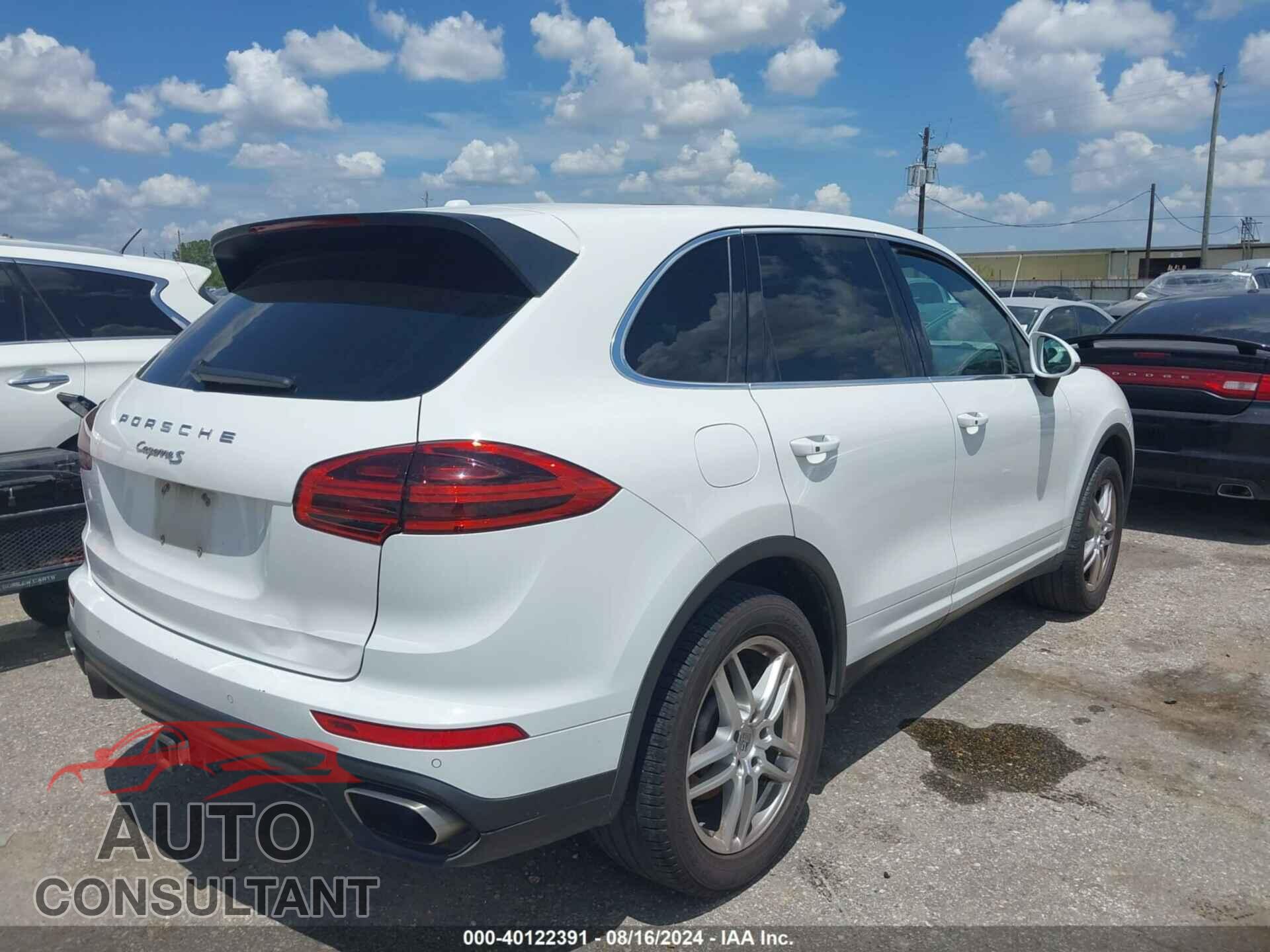 PORSCHE CAYENNE 2016 - WP1AA2A28GLA08786