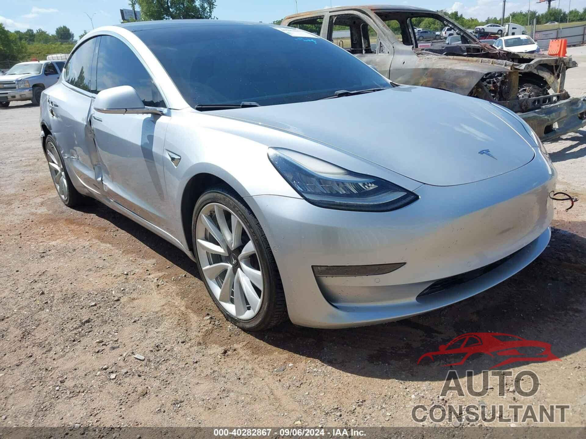 TESLA MODEL 3 2018 - 5YJ3E1EB7JF100579