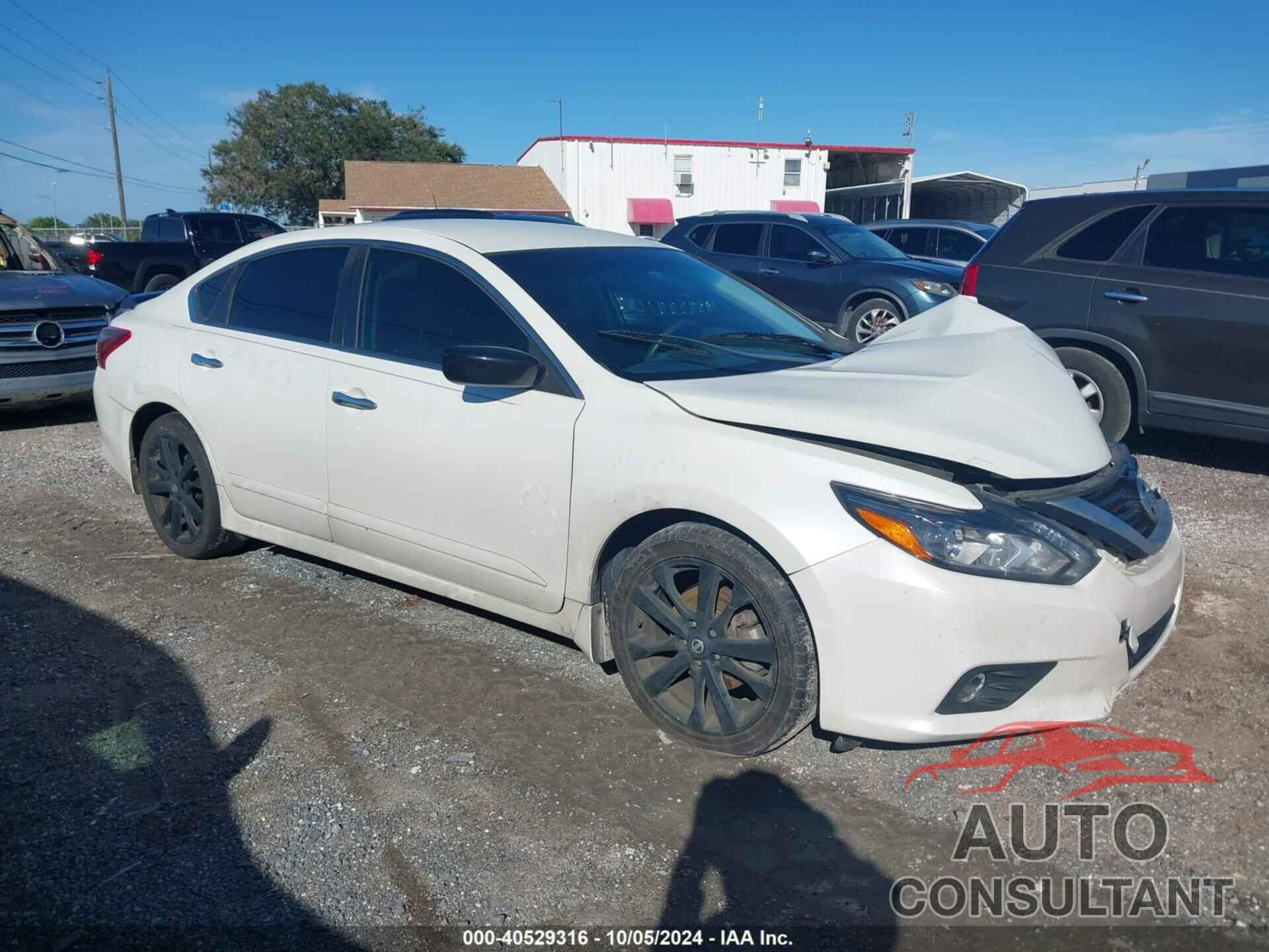 NISSAN ALTIMA 2017 - 1N4AL3AP6HC237956