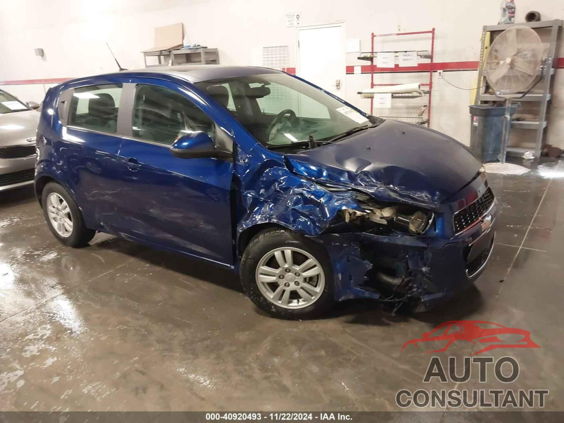 CHEVROLET SONIC 2014 - 1G1JC6SB0E4208367