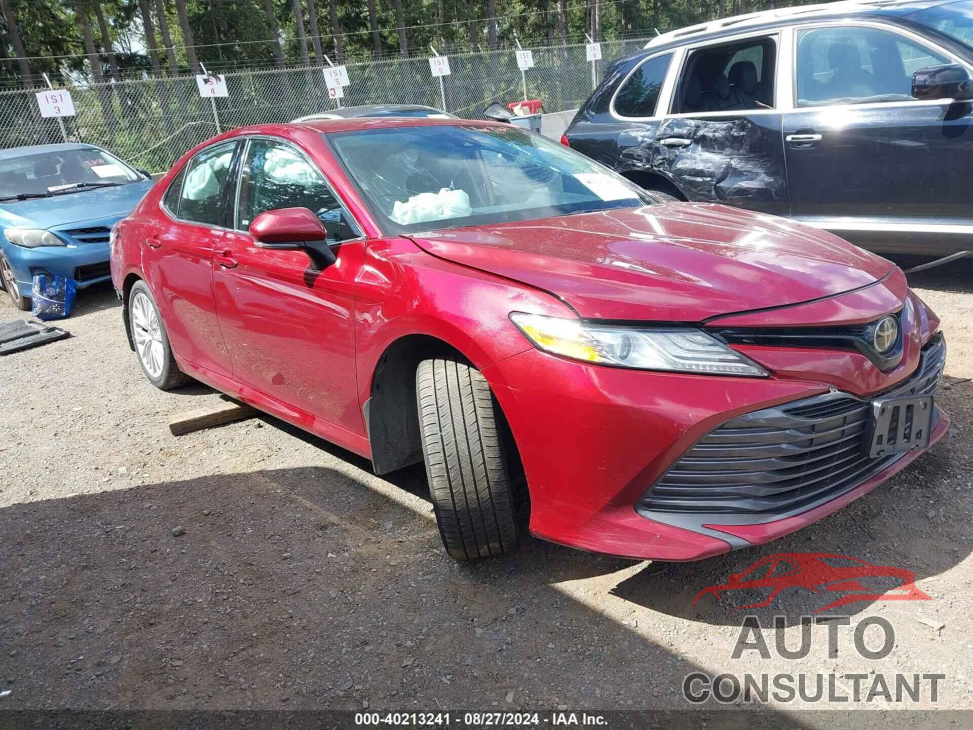 TOYOTA CAMRY 2019 - 4T1B11HK6KU233826