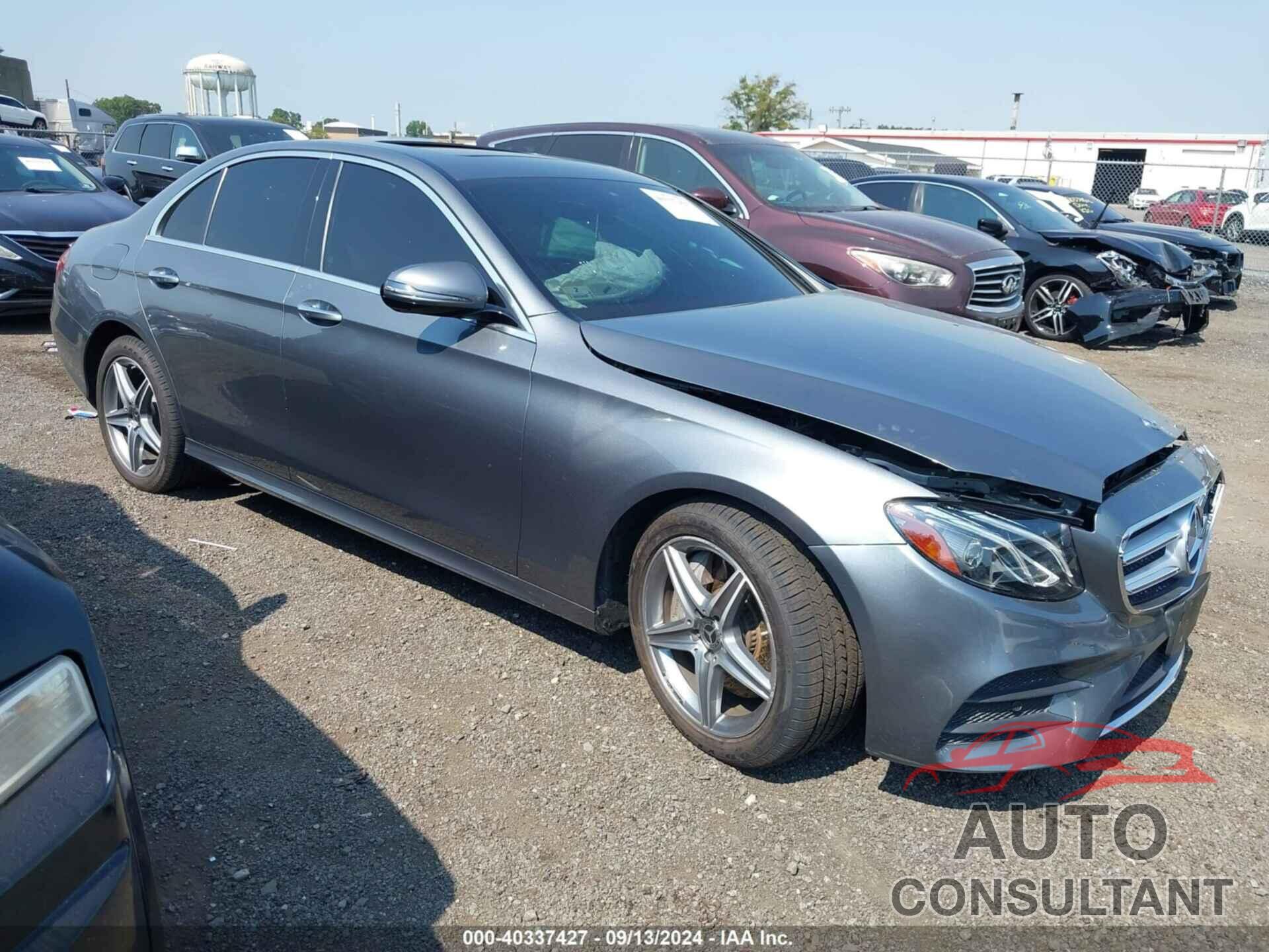 MERCEDES-BENZ E 300 2019 - WDDZF4KB6KA546414