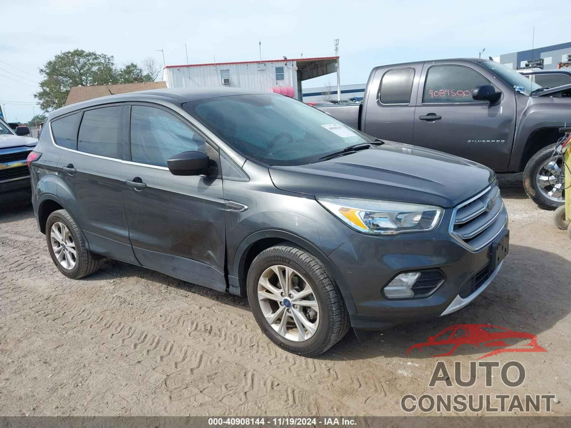 FORD ESCAPE 2019 - 1FMCU0GDXKUC20568