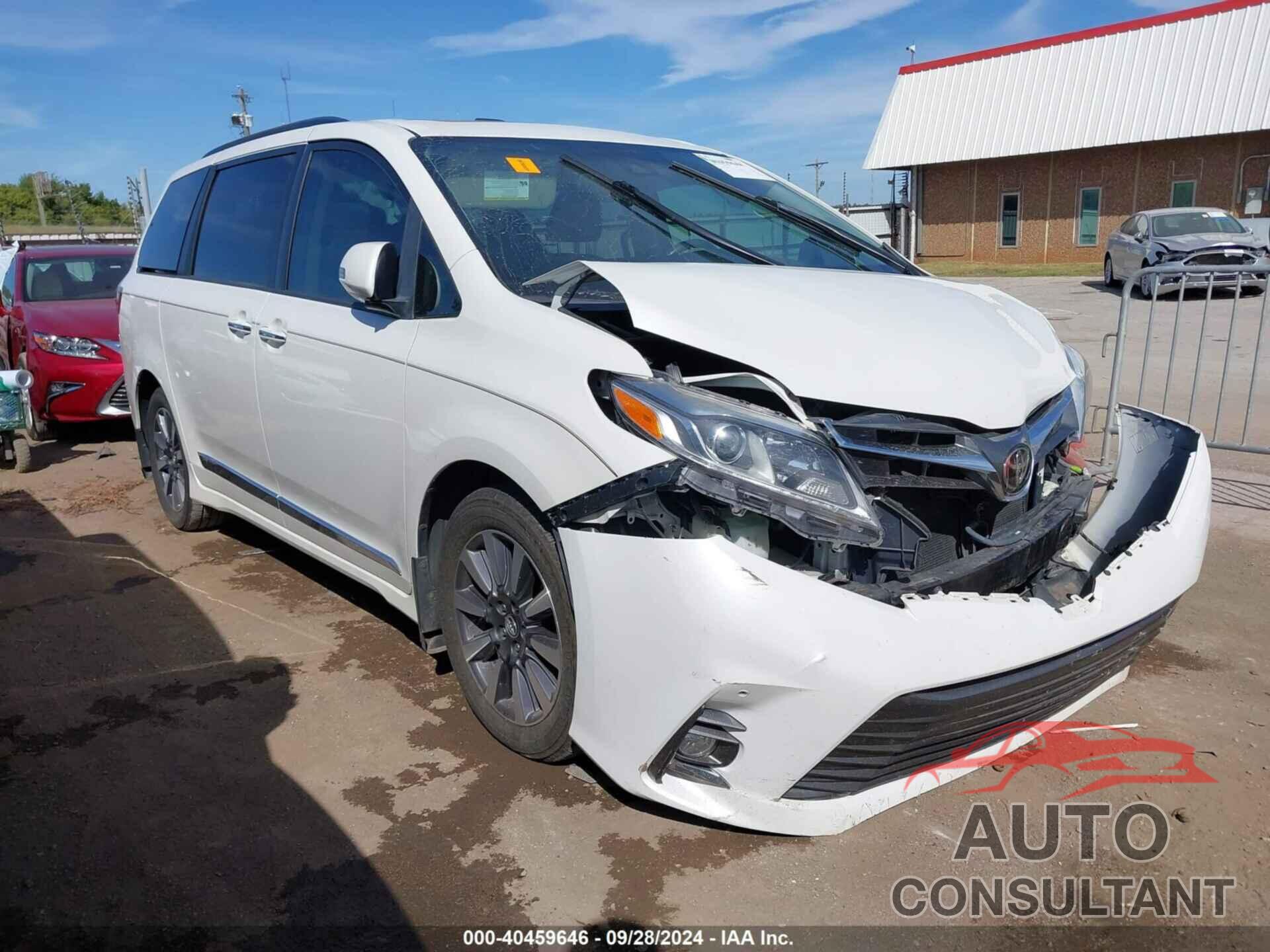 TOYOTA SIENNA 2018 - 5TDYZ3DC1JS907885