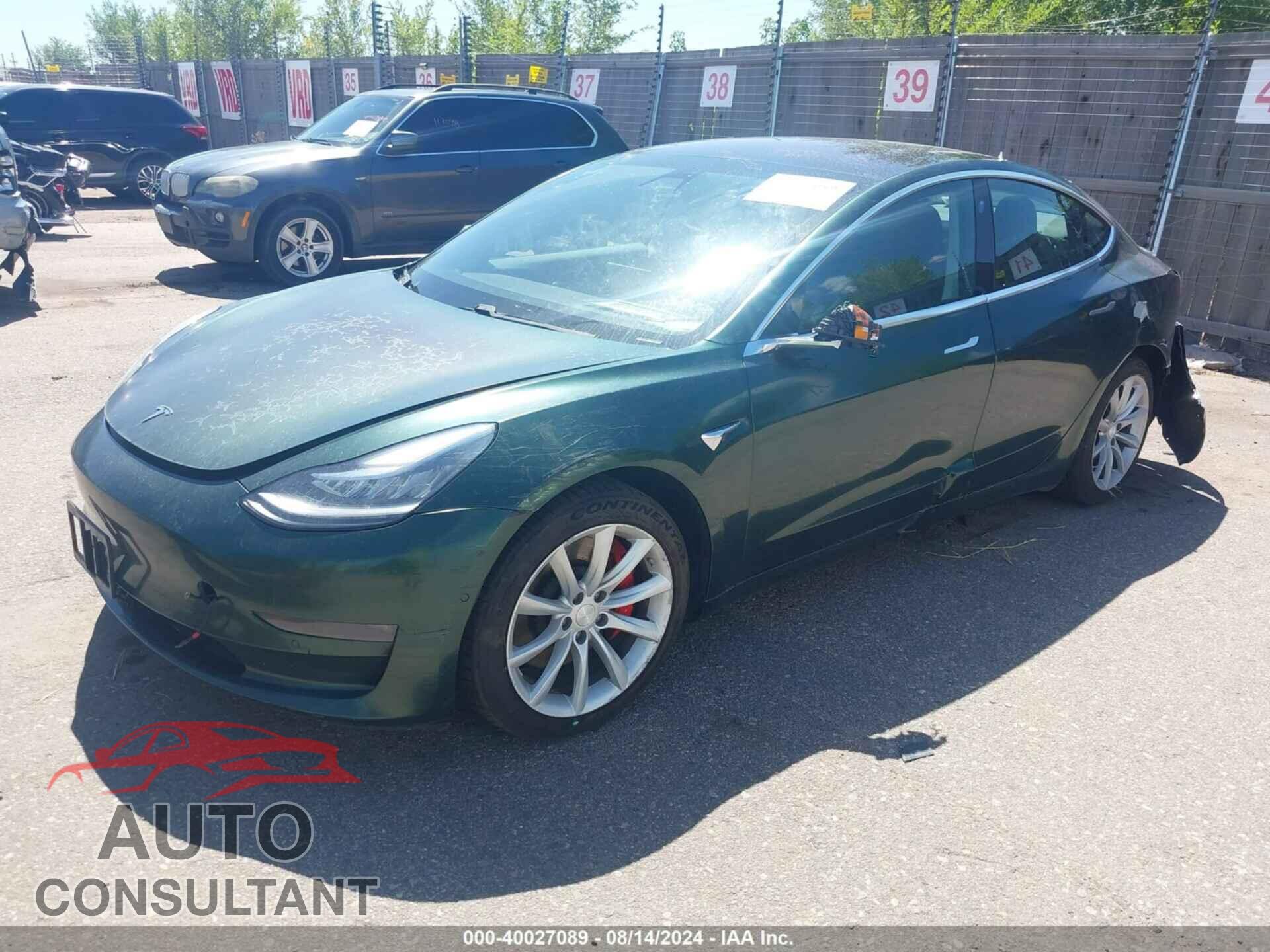 TESLA MODEL 3 2018 - 5YJ3E1EB0JF084063