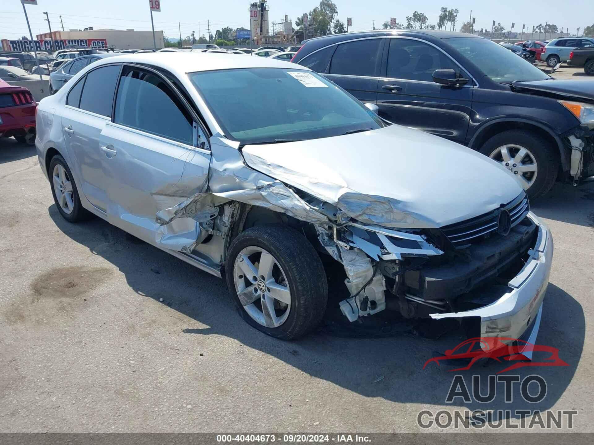 VOLKSWAGEN JETTA 2013 - 3VWLL7AJ1DM436036