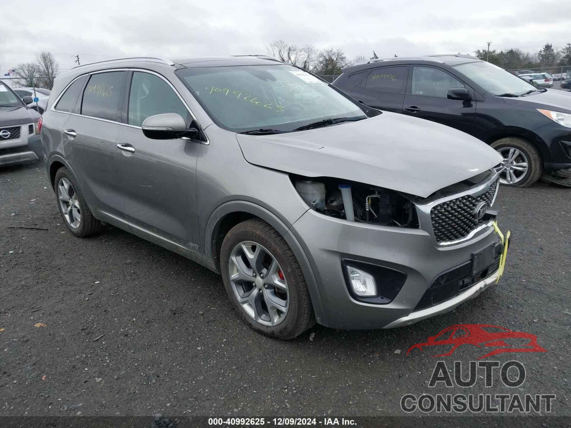 KIA SORENTO 2017 - 5XYPKDA56HG284055