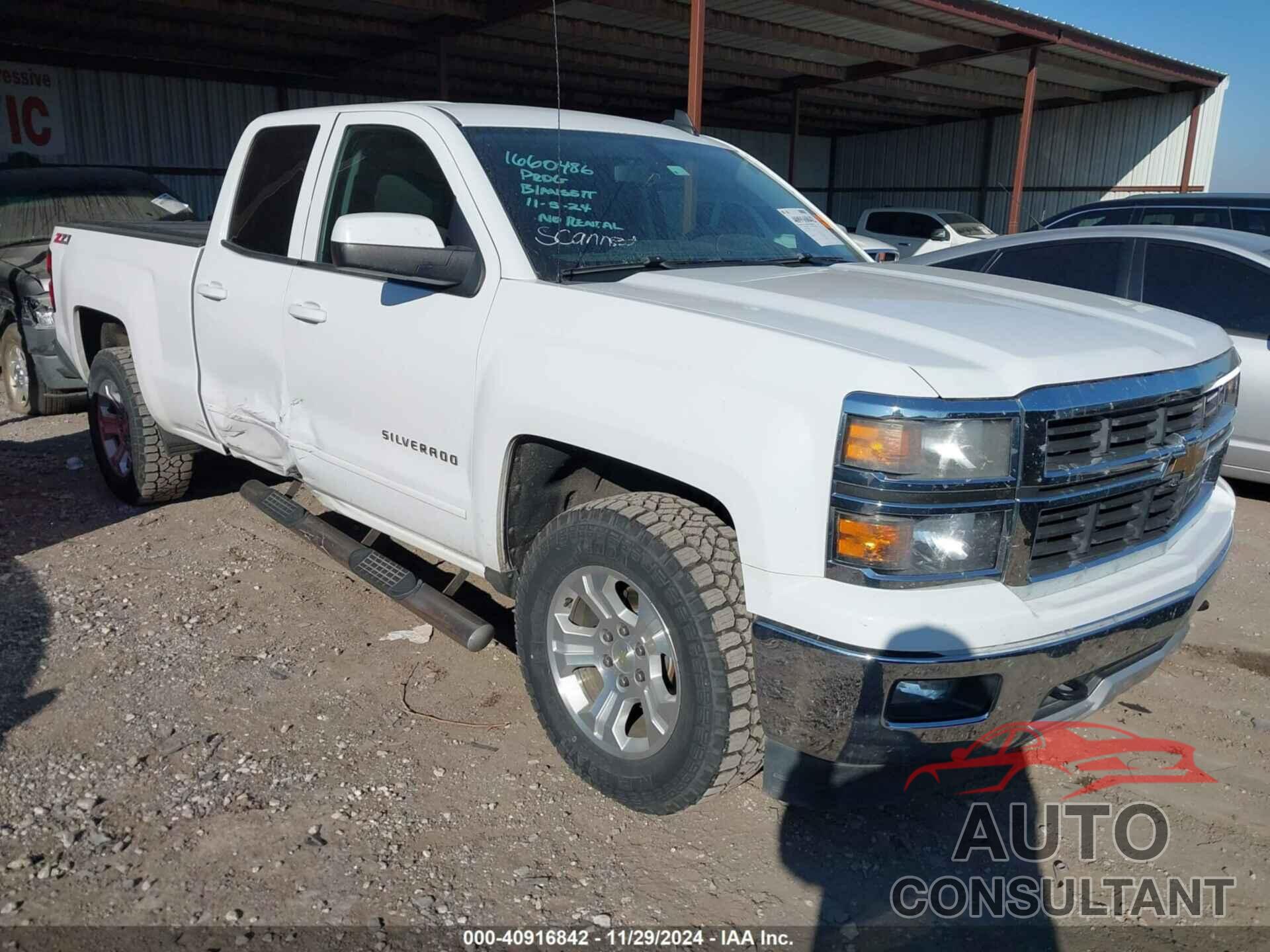 CHEVROLET SILVERADO 1500 2015 - 1GCVKREC8FZ387442