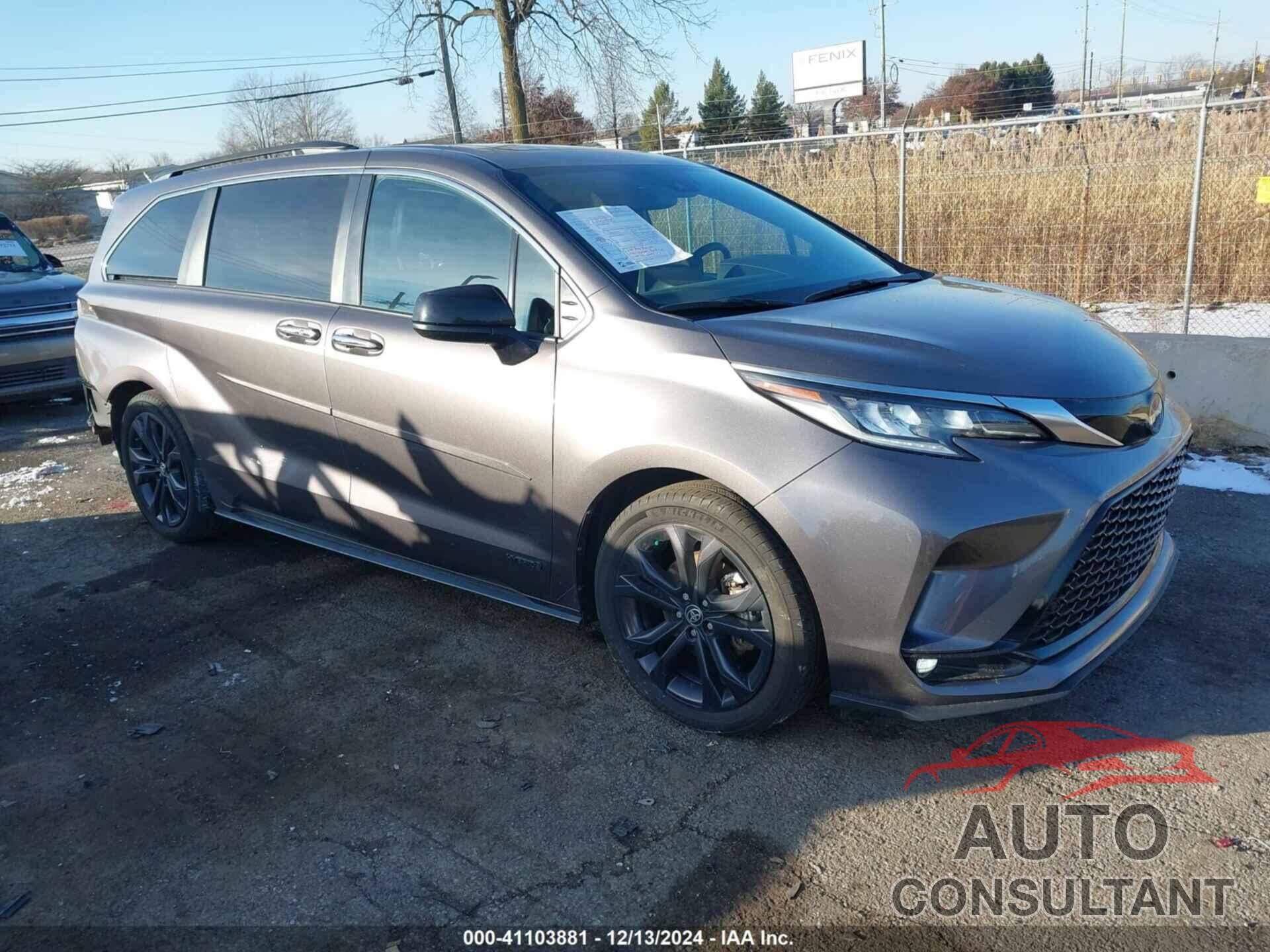 TOYOTA SIENNA 2021 - 5TDDRKEC3MS032840