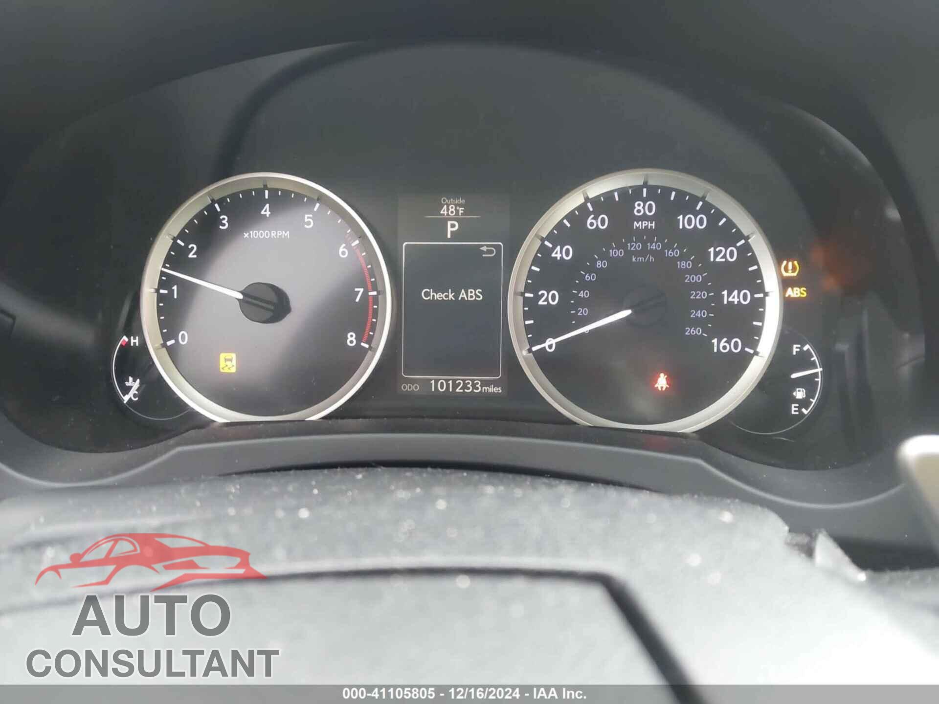LEXUS IS 2016 - JTHBA1D24G5001929