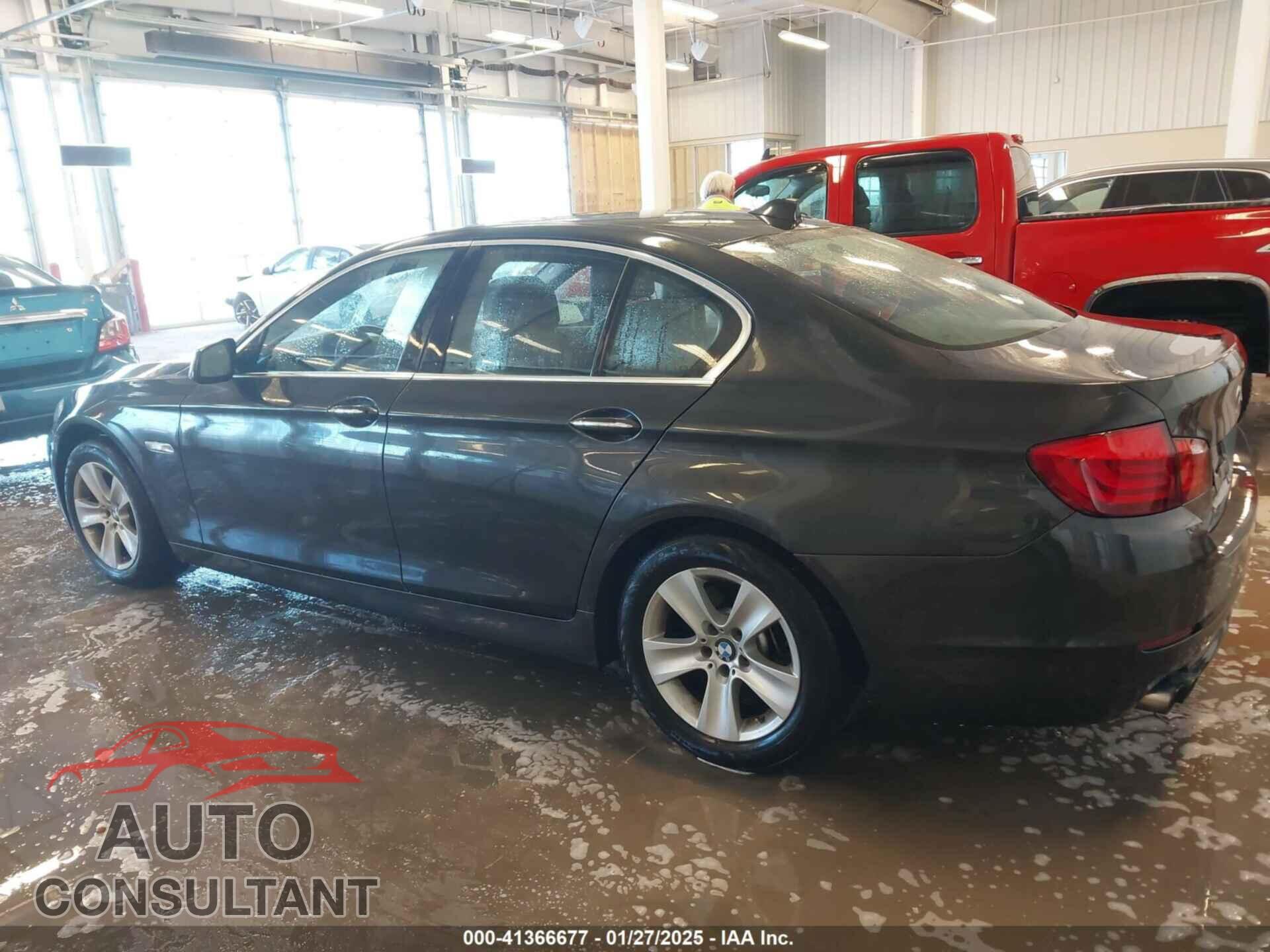 BMW 528I 2012 - WBAXG5C59CDX06294