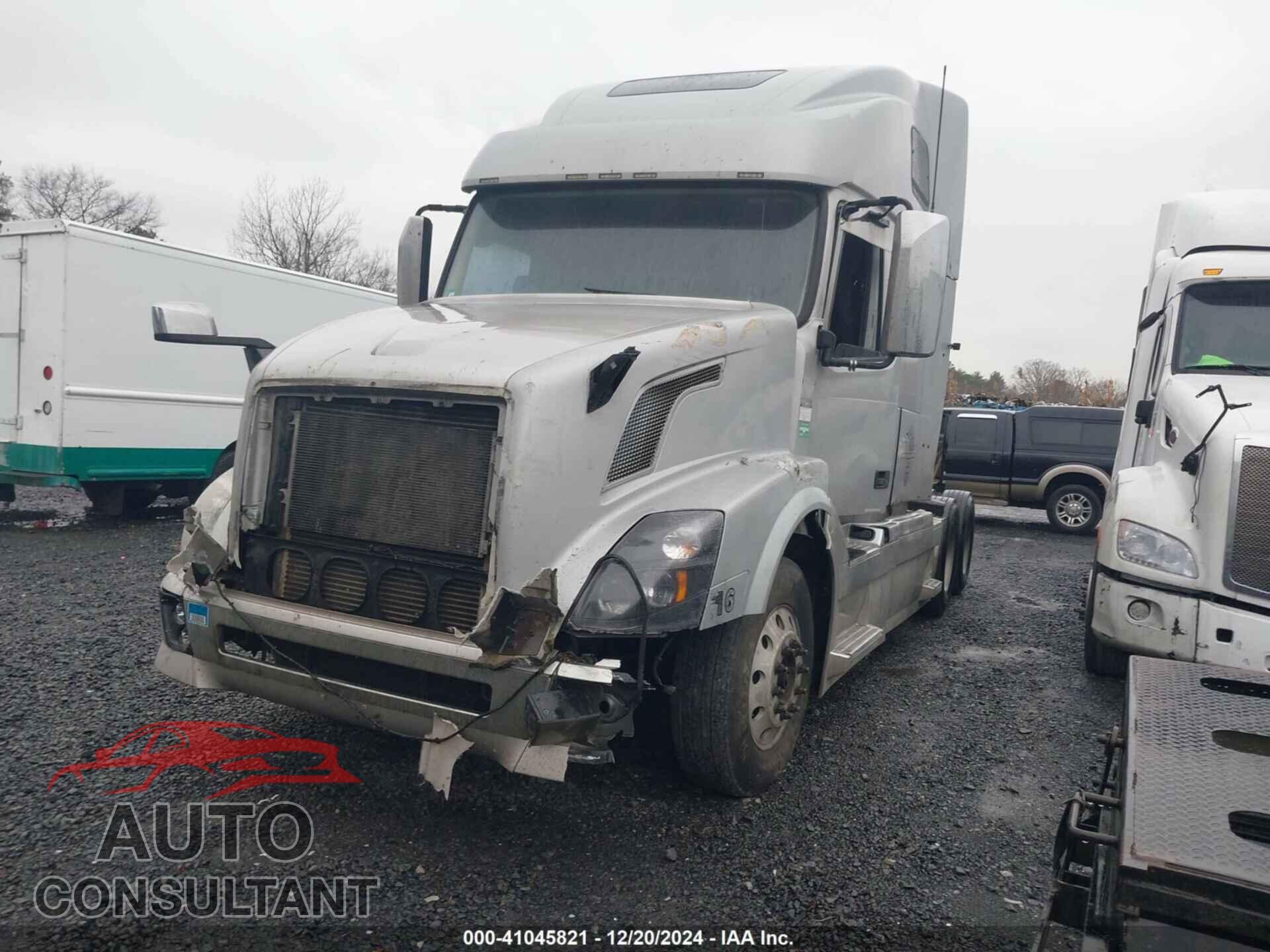 VOLVO VN 2013 - 4V4NC9TK1DN146421