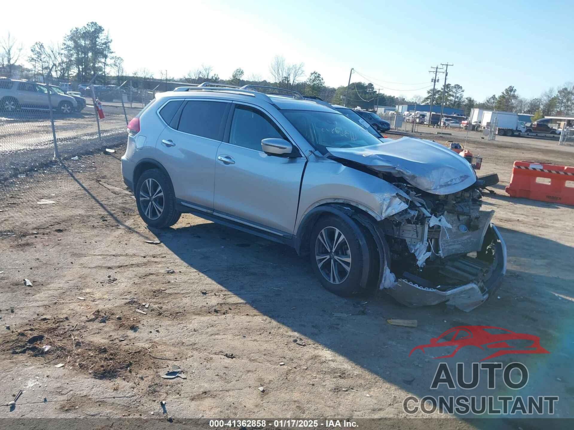 NISSAN ROGUE 2018 - 5N1AT2MV4JC713055