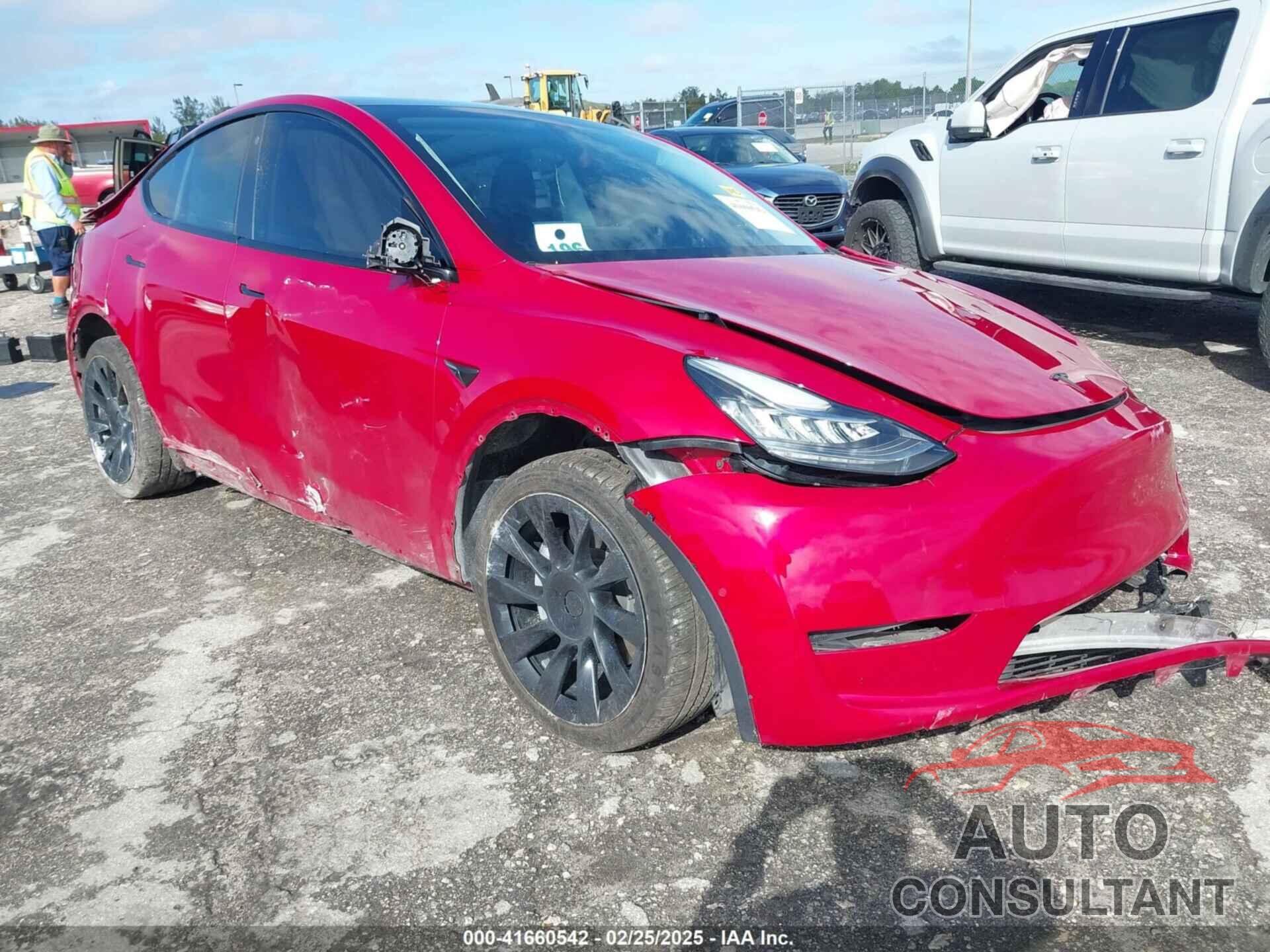 TESLA MODEL Y 2022 - 7SAYGDEE1NF385414