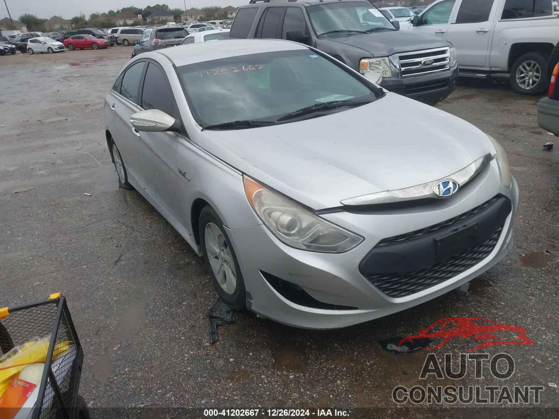 HYUNDAI SONATA HYBRID 2013 - KMHEC4A4XDA093854