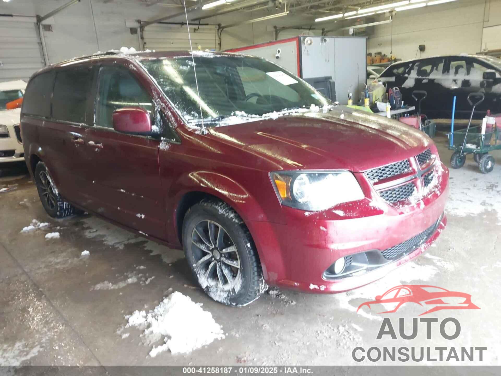 DODGE GRAND CARAVAN 2017 - 2C4RDGEG2HR625379