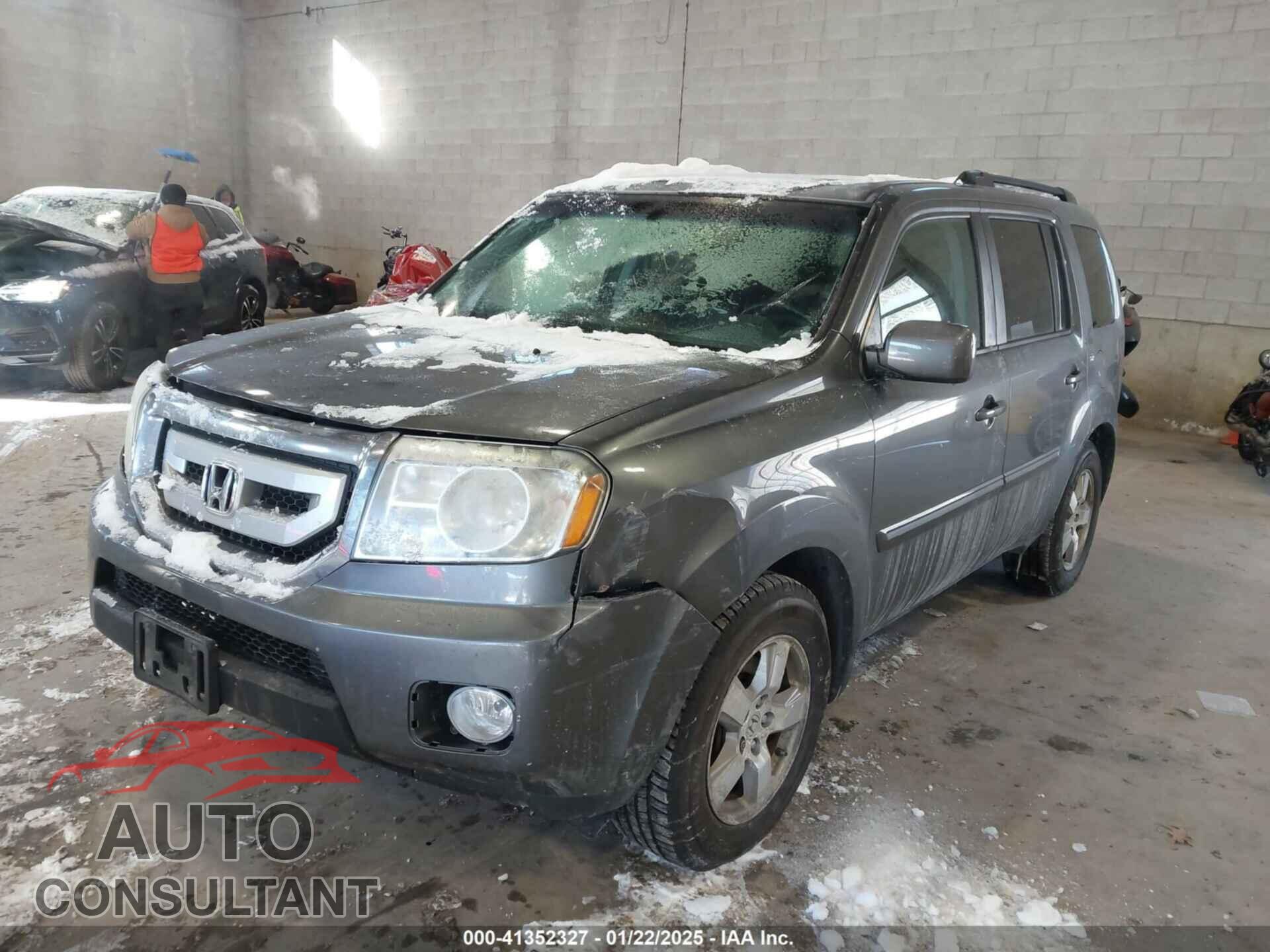 HONDA PILOT 2011 - 5FNYF4H61BB020716