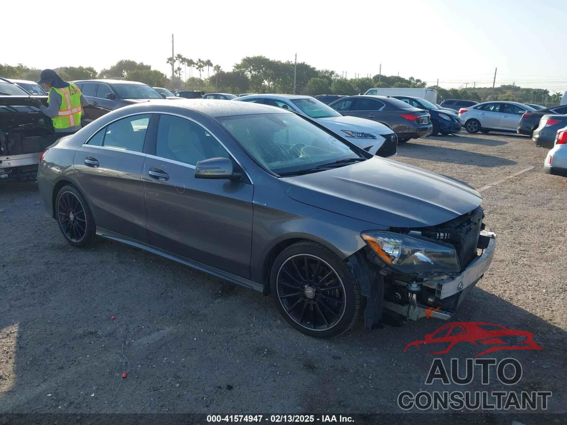 MERCEDES-BENZ CLA 250 2015 - WDDSJ4EB7FN202424
