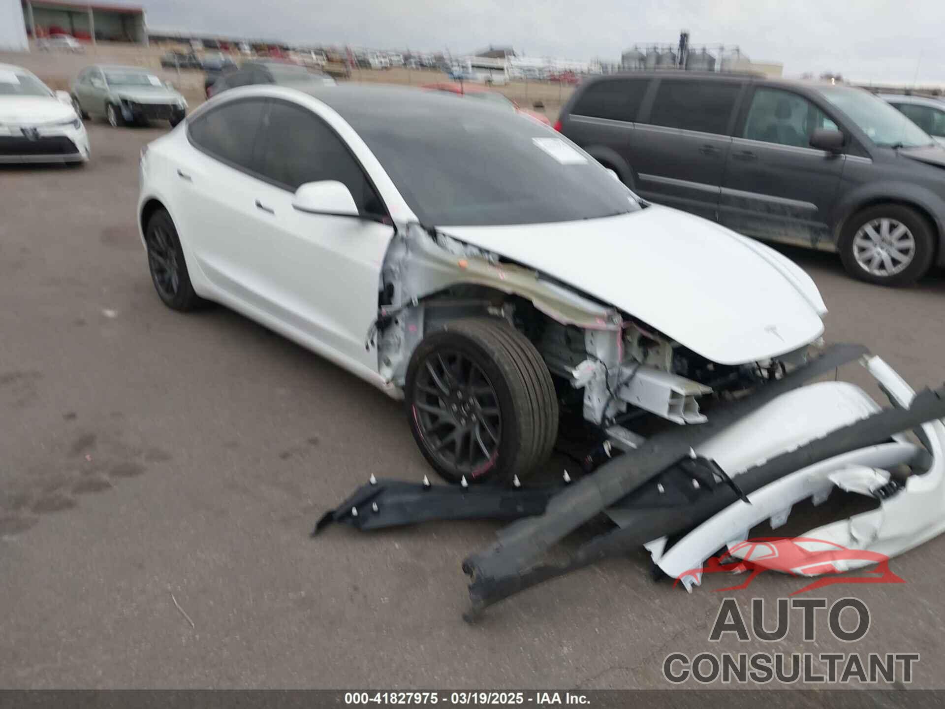 TESLA MODEL 3 2024 - 5YJ3E1EB5RF855161