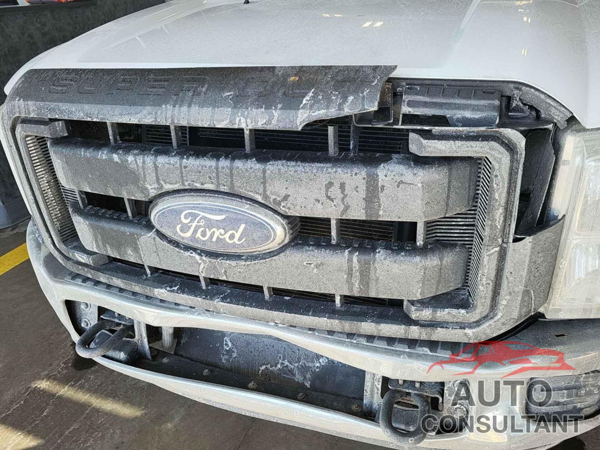 FORD F-250 2011 - 1FT7X2A64BEC37704