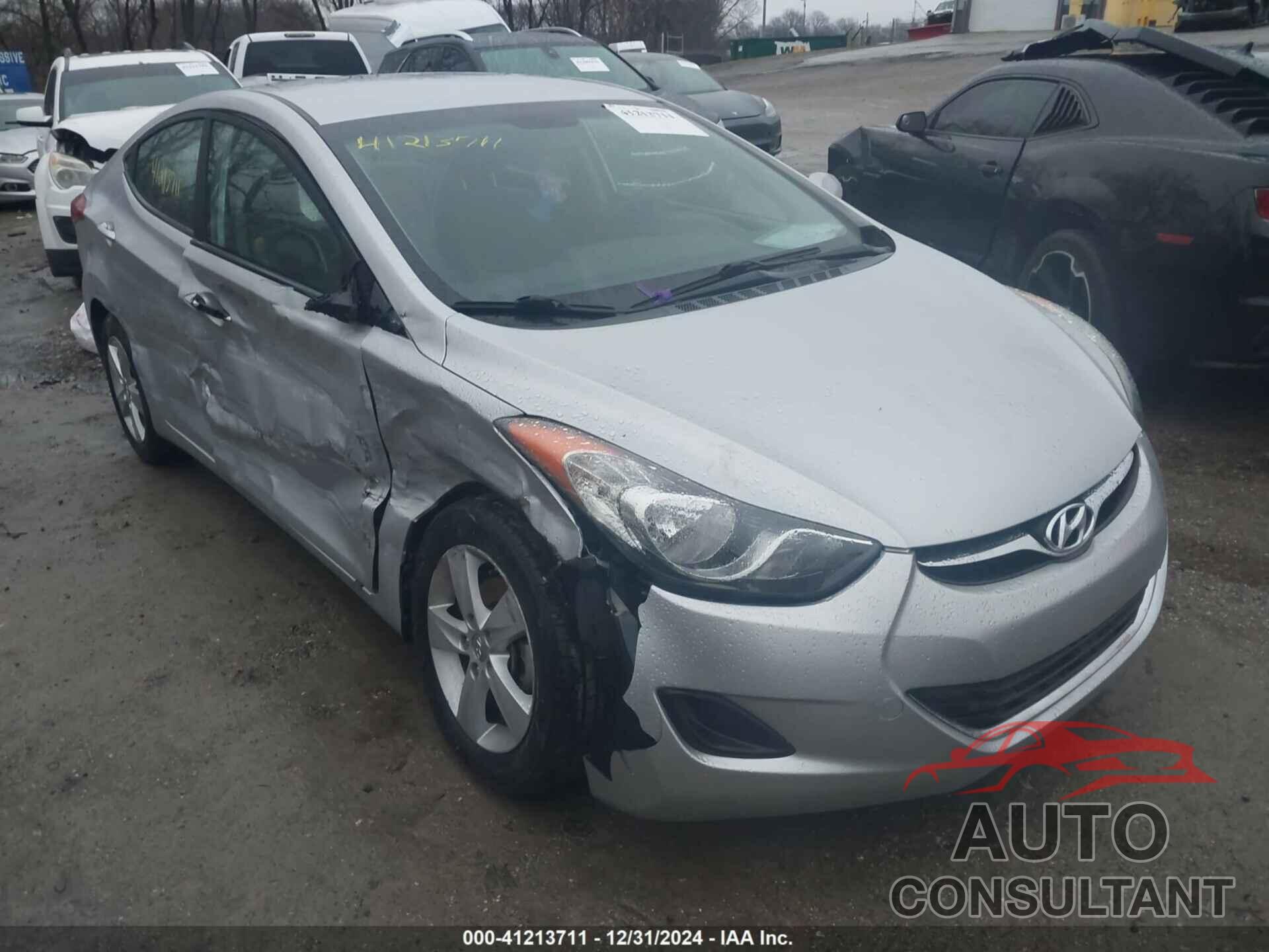 HYUNDAI ELANTRA 2013 - 5NPDH4AE0DH371468