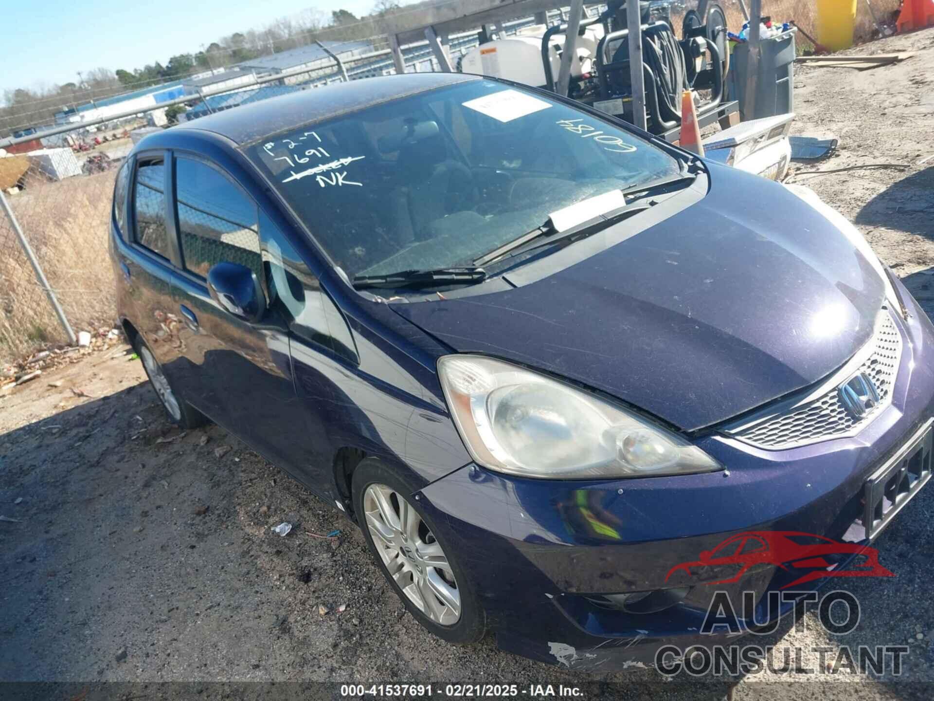 HONDA FIT 2010 - JHMGE8H41AC009004