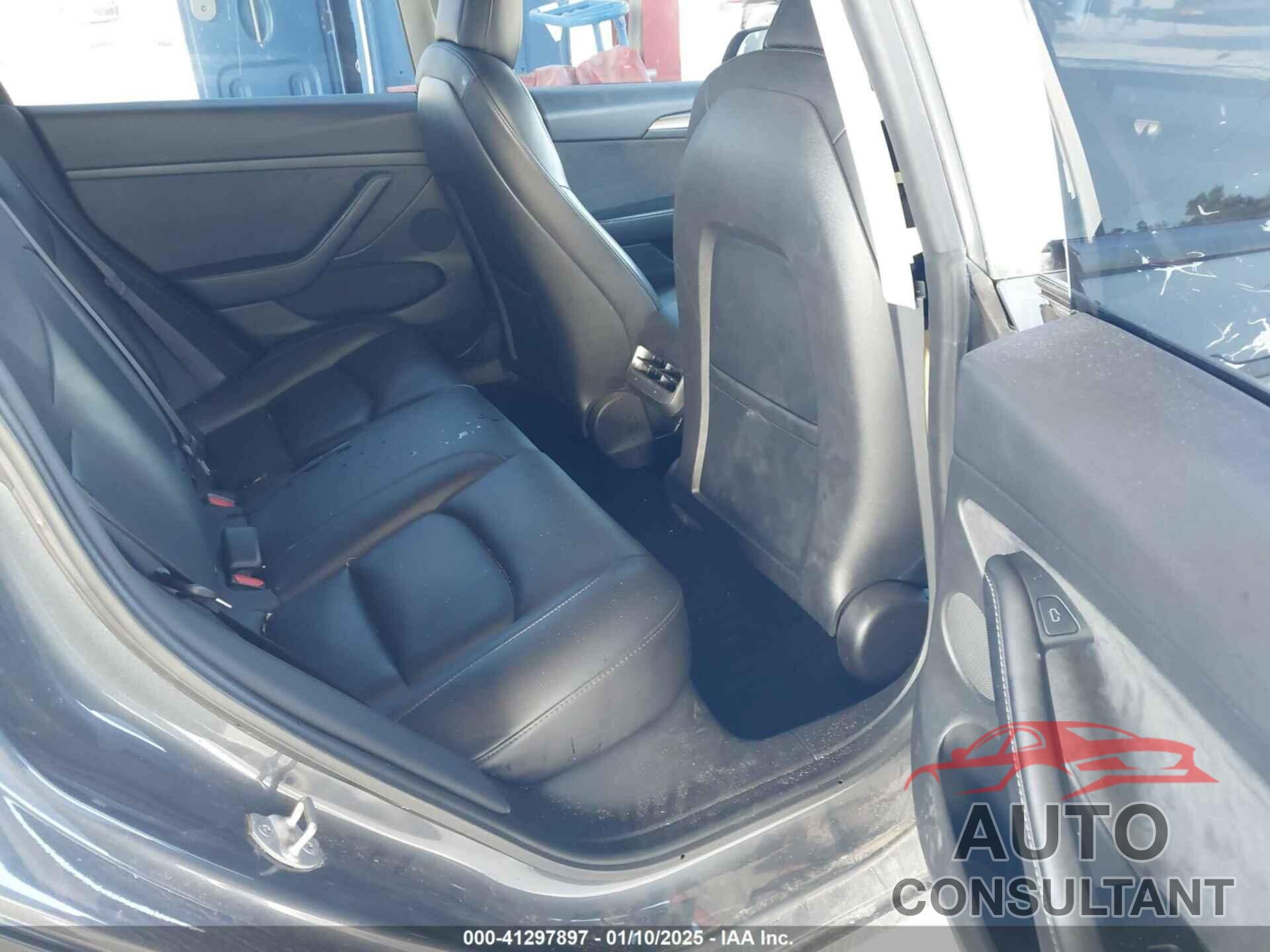 TESLA MODEL 3 2021 - 5YJ3E1EA9MF027467
