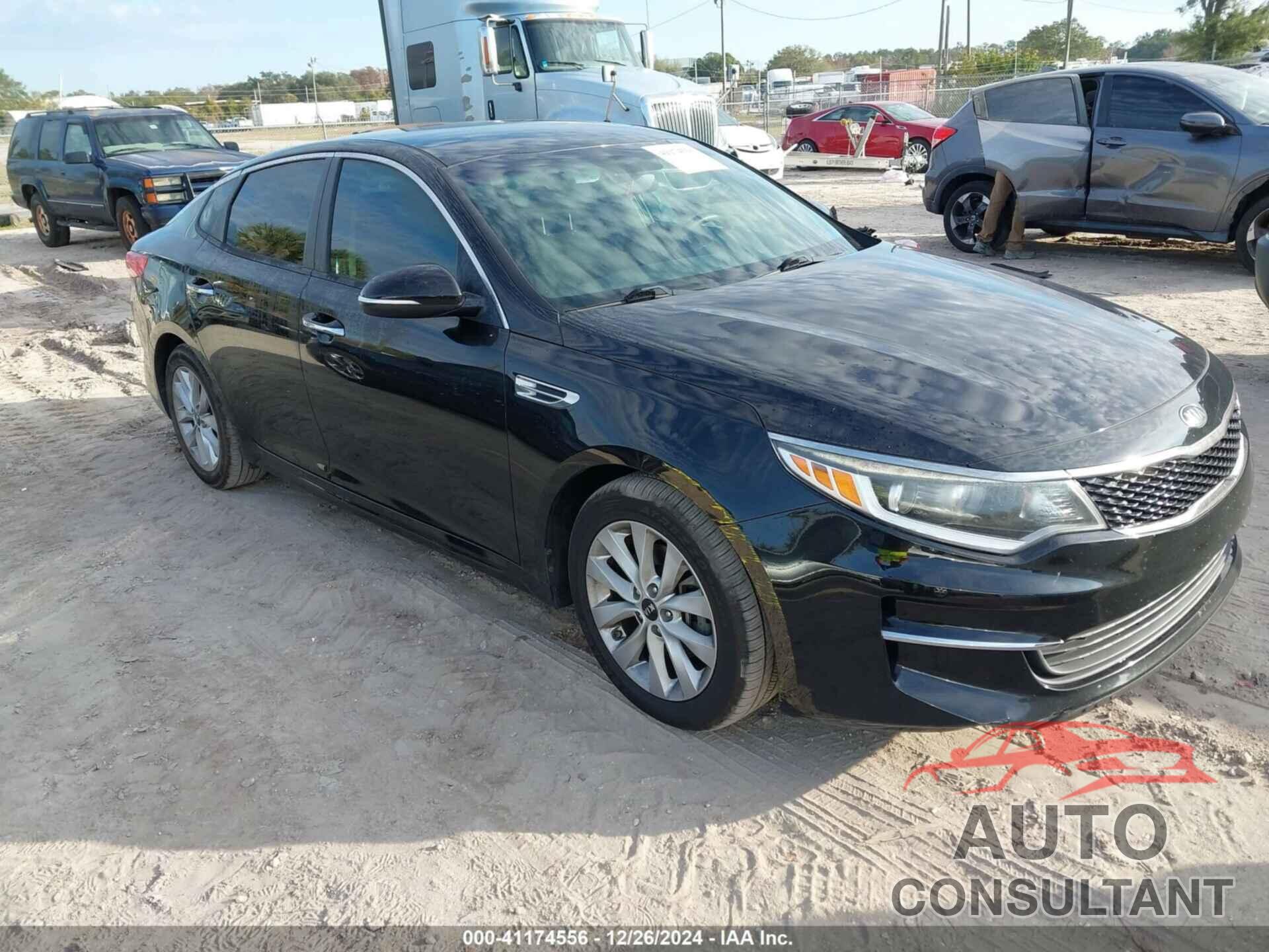 KIA OPTIMA 2018 - 5XXGT4L30JG267030