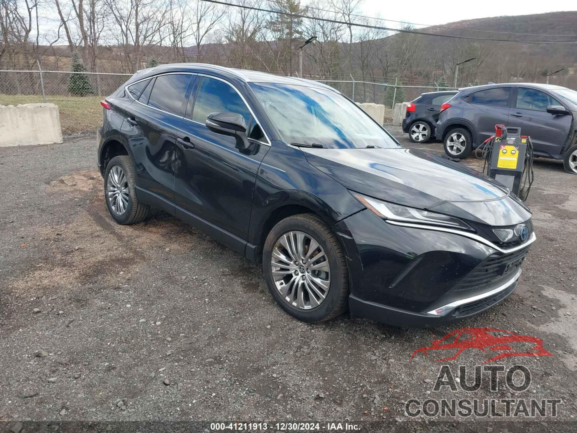 TOYOTA VENZA 2022 - JTEAAAAH0NJ114069