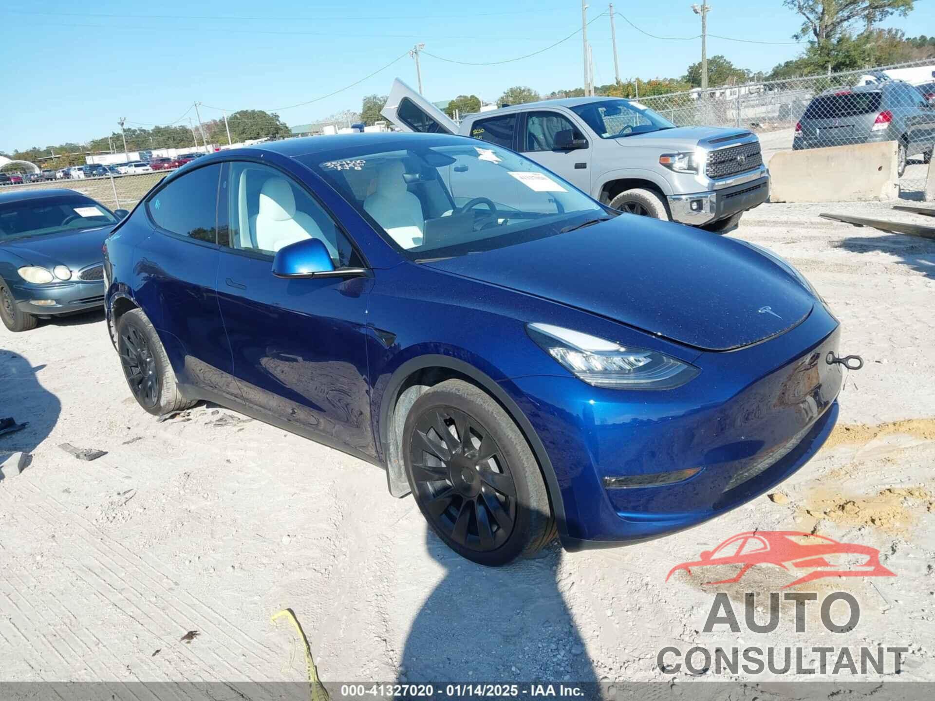 TESLA MODEL Y 2023 - 7SAYGDEE7PA143890
