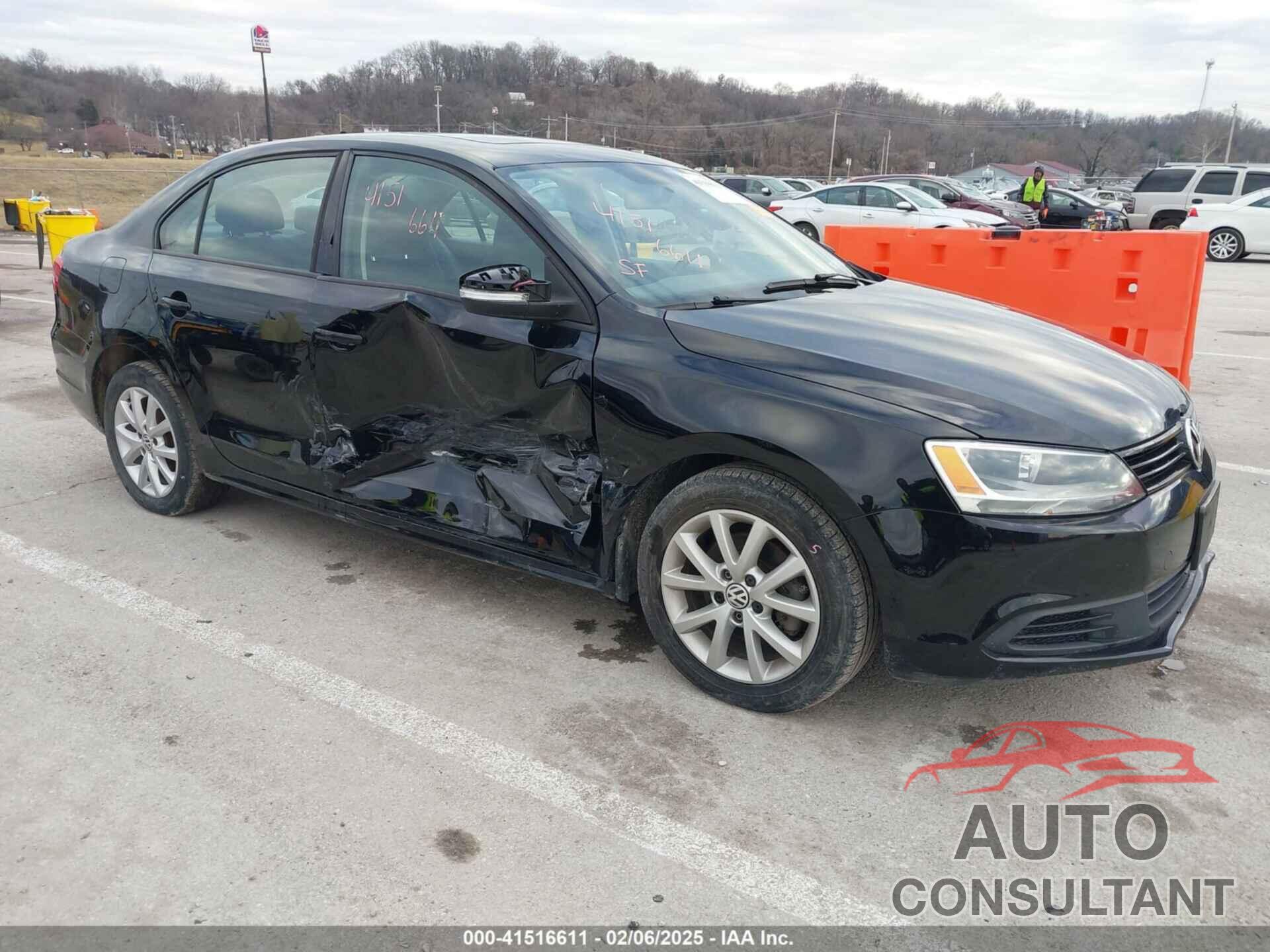 VOLKSWAGEN JETTA 2012 - 3VWDX7AJ0CM335318