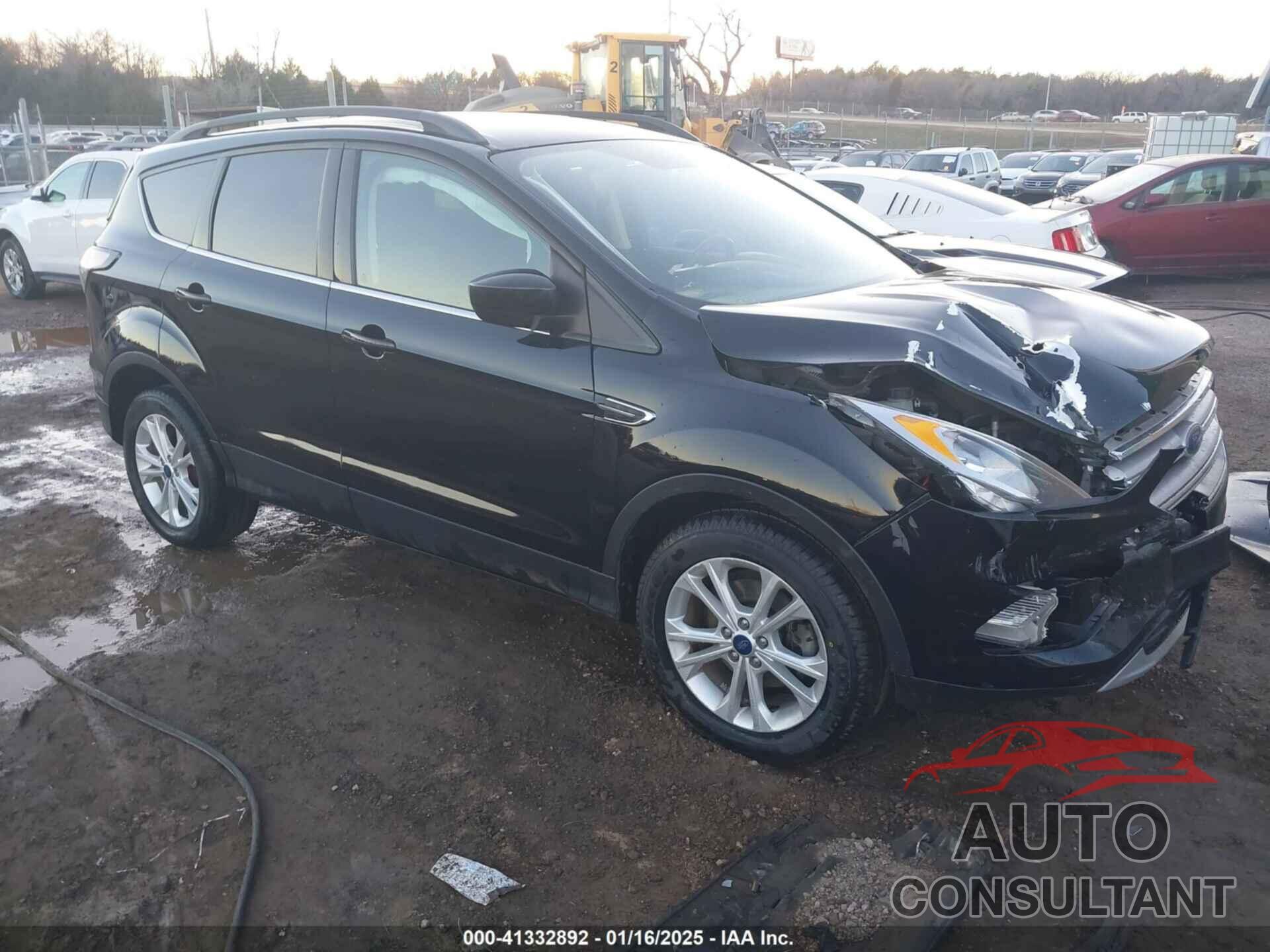 FORD ESCAPE 2018 - 1FMCU0GD9JUD42935