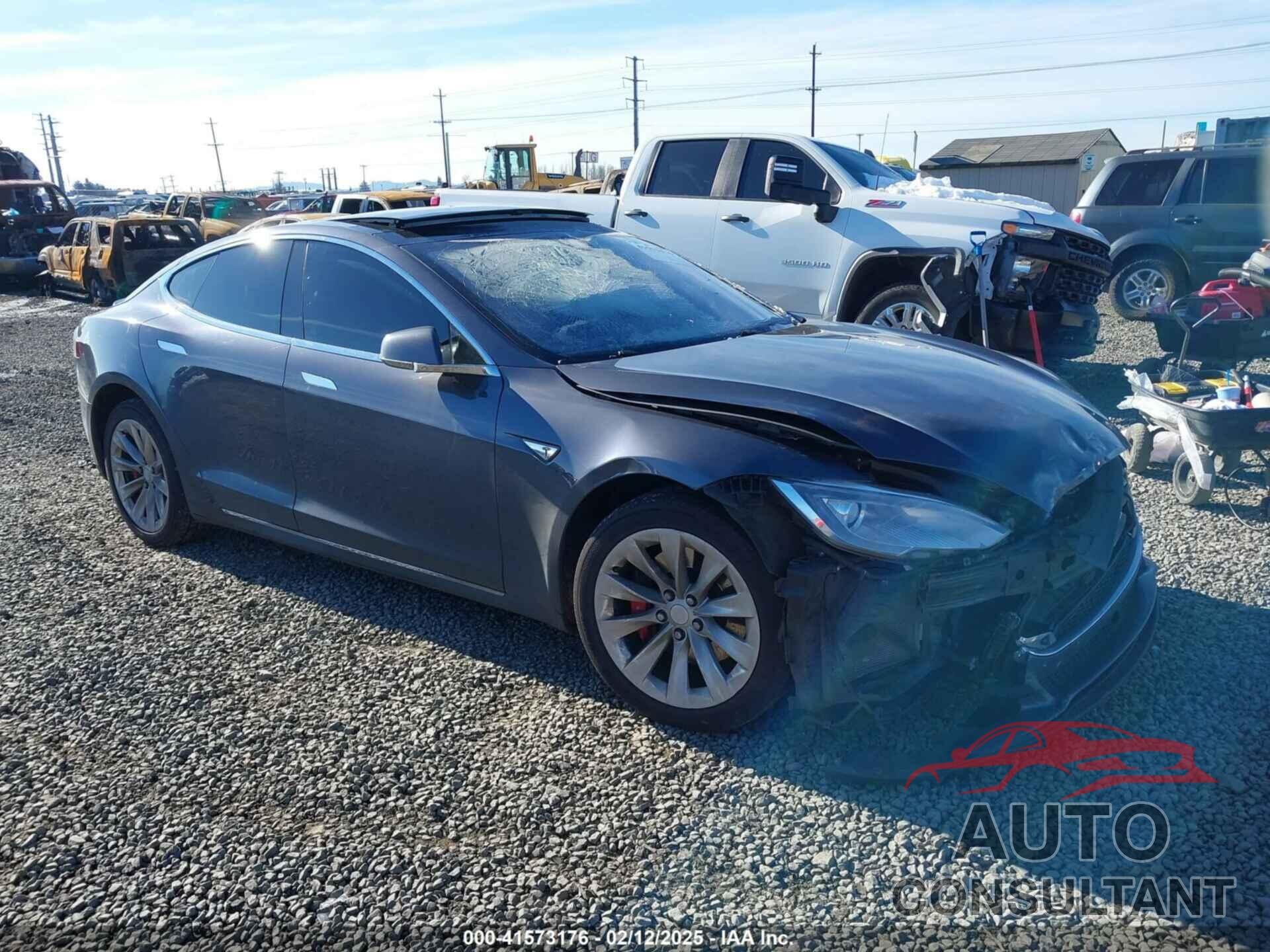 TESLA MODEL S 2014 - 5YJSA1H23EFP64452