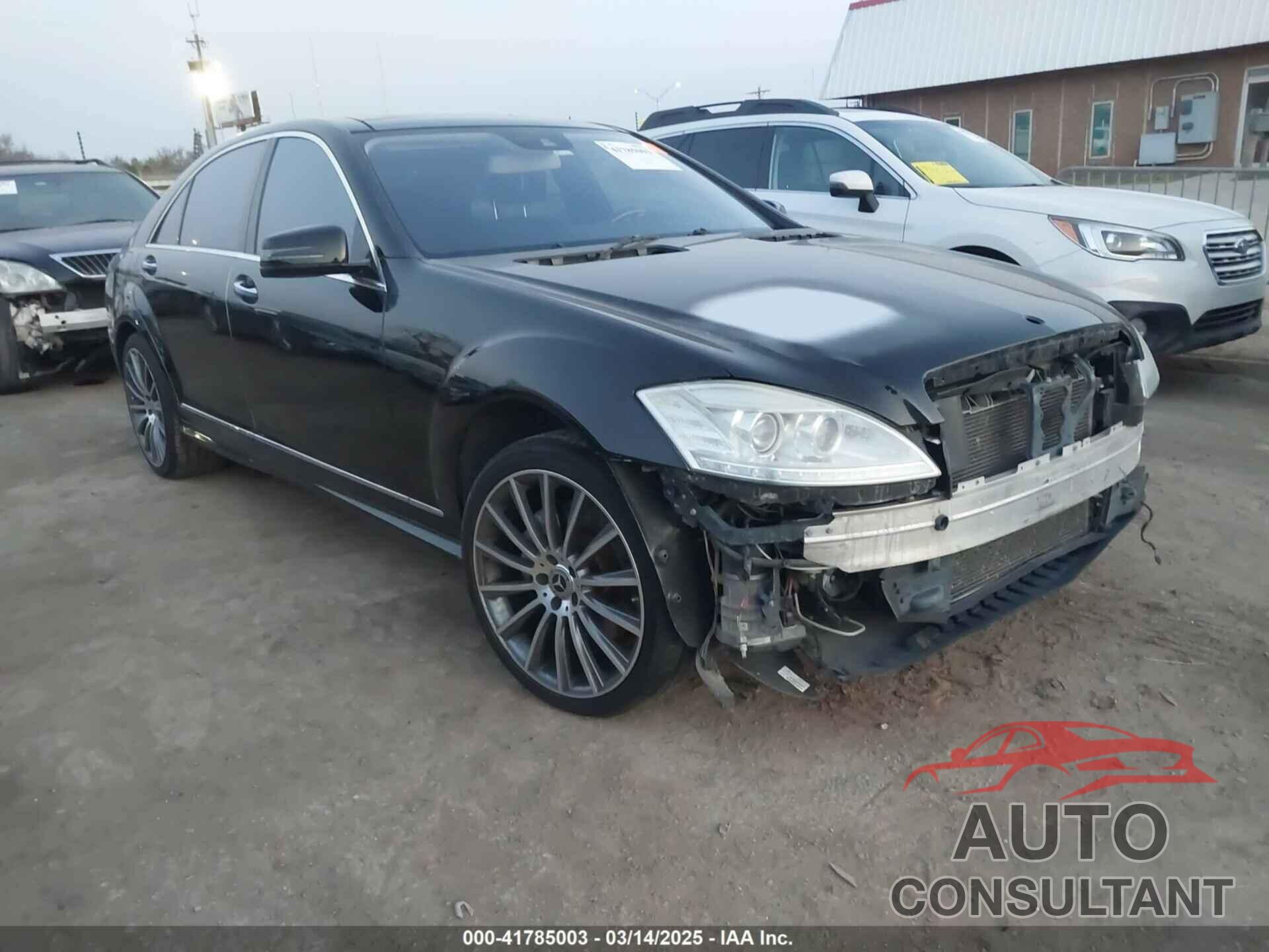 MERCEDES-BENZ S 550 2011 - WDDNG7BB2BA361404