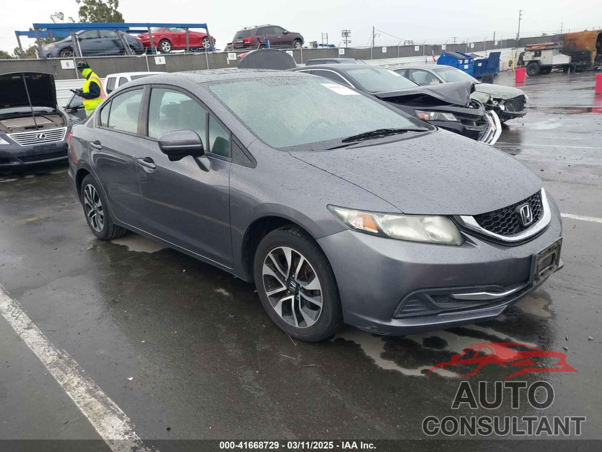 HONDA CIVIC 2015 - 2HGFB2F88FH536052