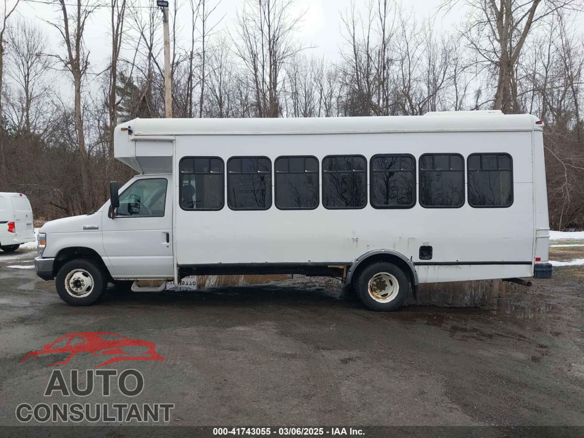 FORD E-450 CUTAWAY 2015 - 1FDFE4FS1FDA02803