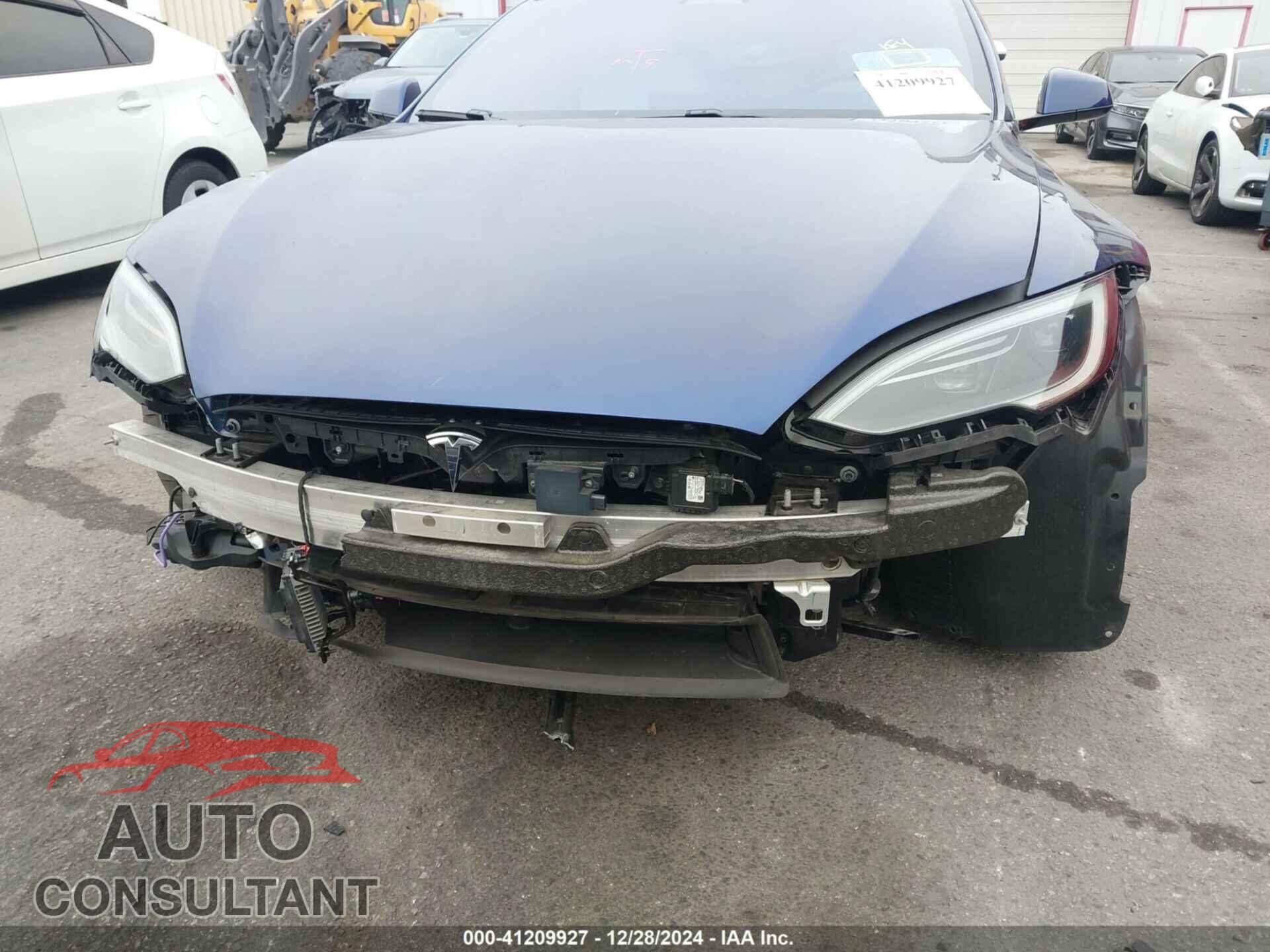 TESLA MODEL S 2023 - 5YJSA1E62PF519880