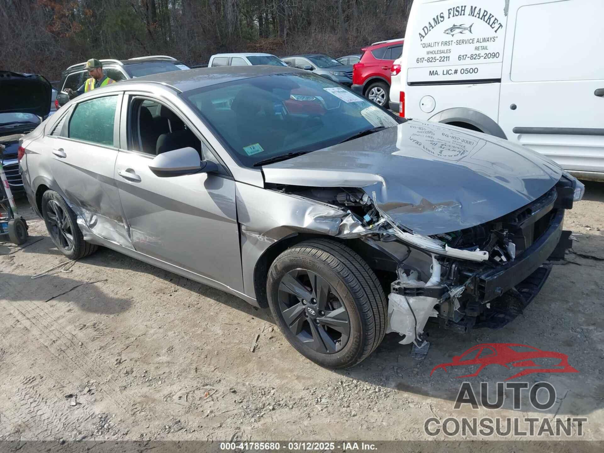 HYUNDAI ELANTRA 2022 - KMHLM4AG2NU286496