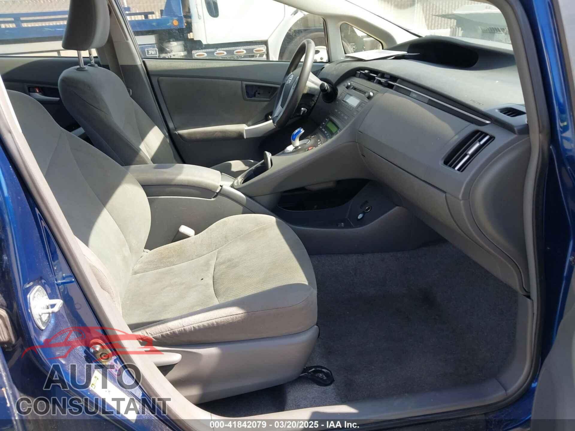 TOYOTA PRIUS 2011 - JTDKN3DU5B0321785