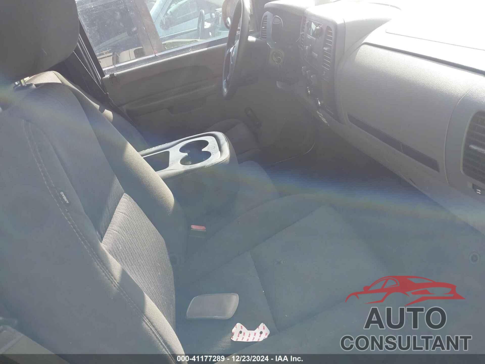 CHEVROLET SILVERADO 1500 2013 - 1GCNCPEX0DZ403523