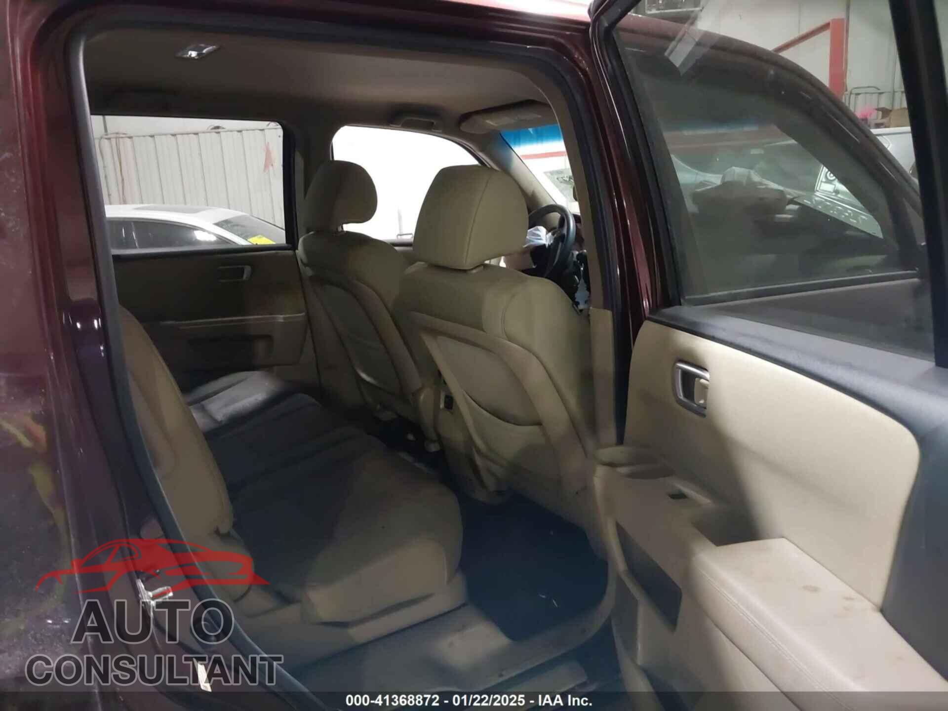HONDA PILOT 2013 - 5FNYF4H44DB022946