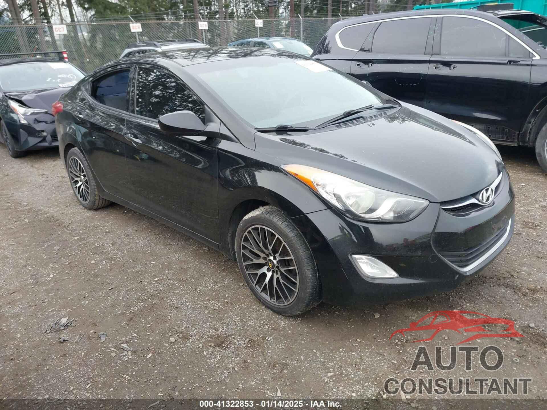 HYUNDAI ELANTRA 2013 - KMHDH4AE7DU002723