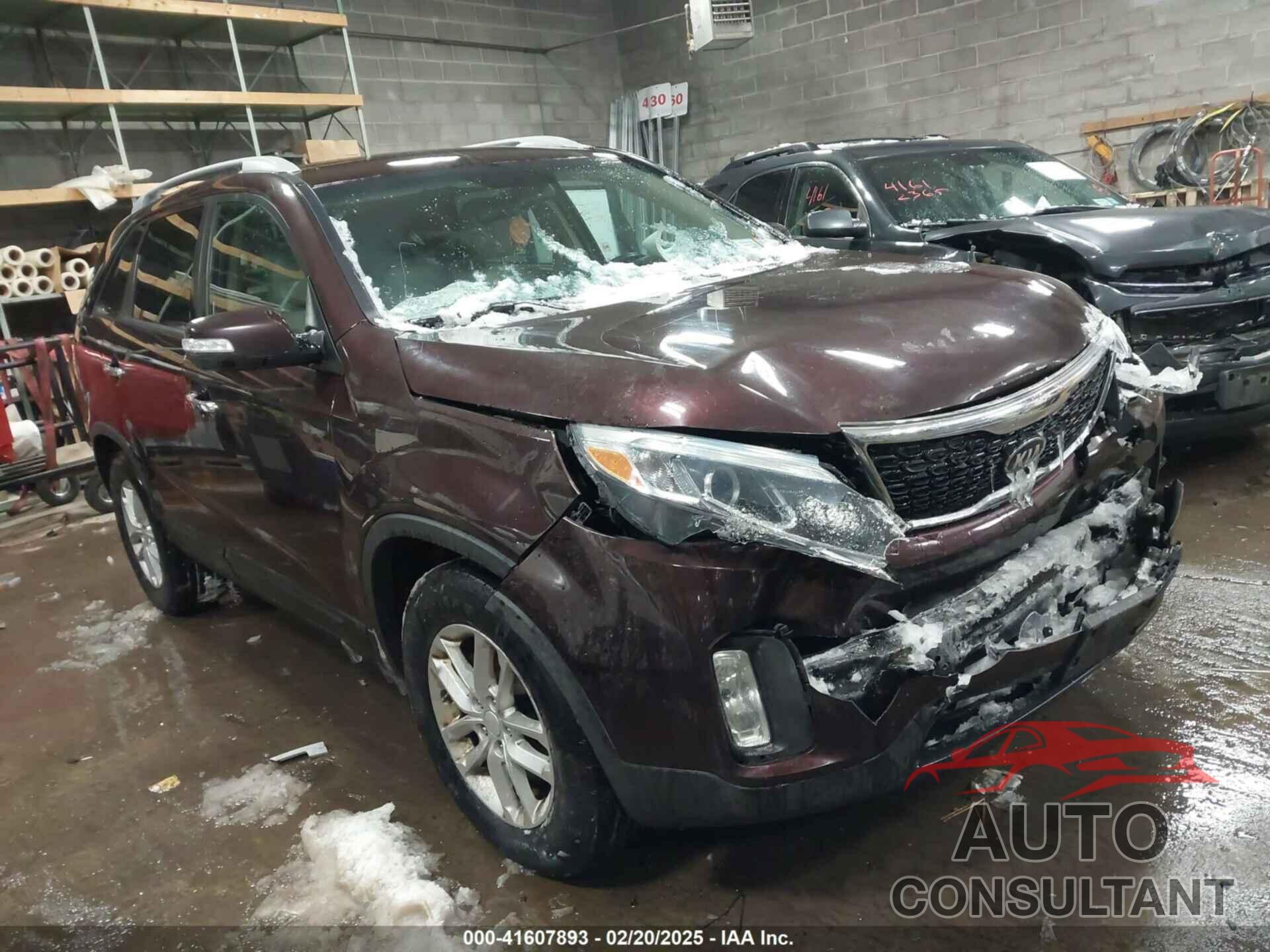KIA SORENTO 2015 - 5XYKT3A62FG584246