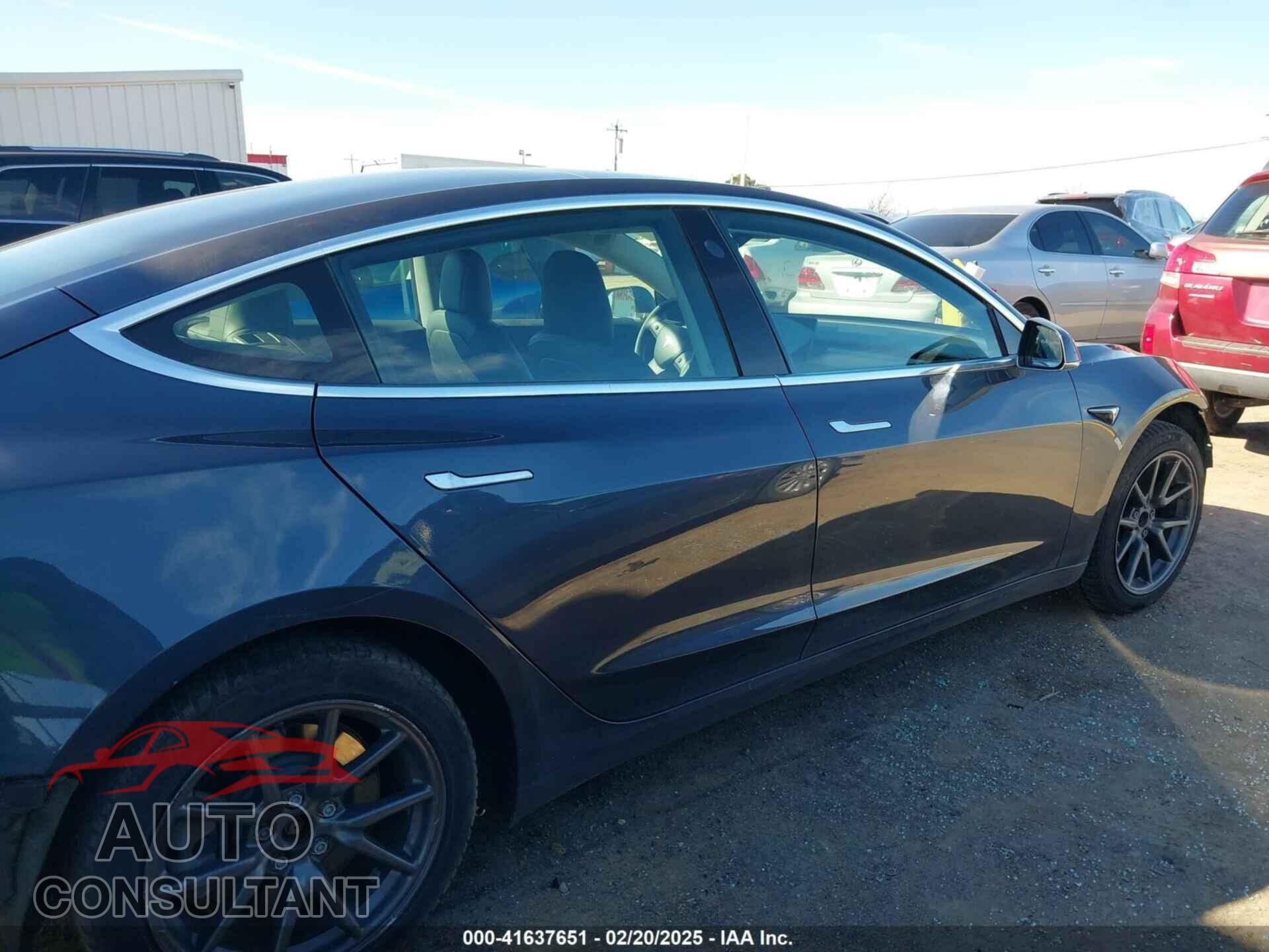 TESLA MODEL 3 2019 - 5YJ3E1EA7KF480256