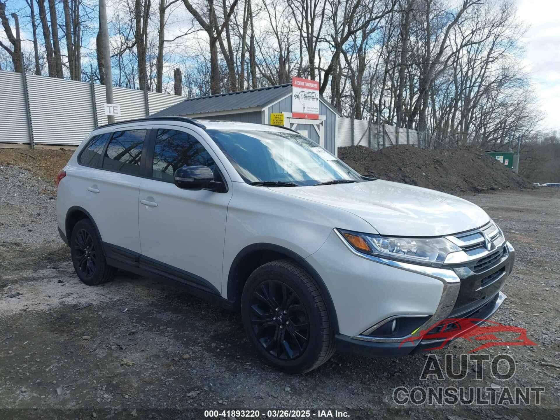 MITSUBISHI OUTLANDER 2018 - JA4AZ3A36JZ049294