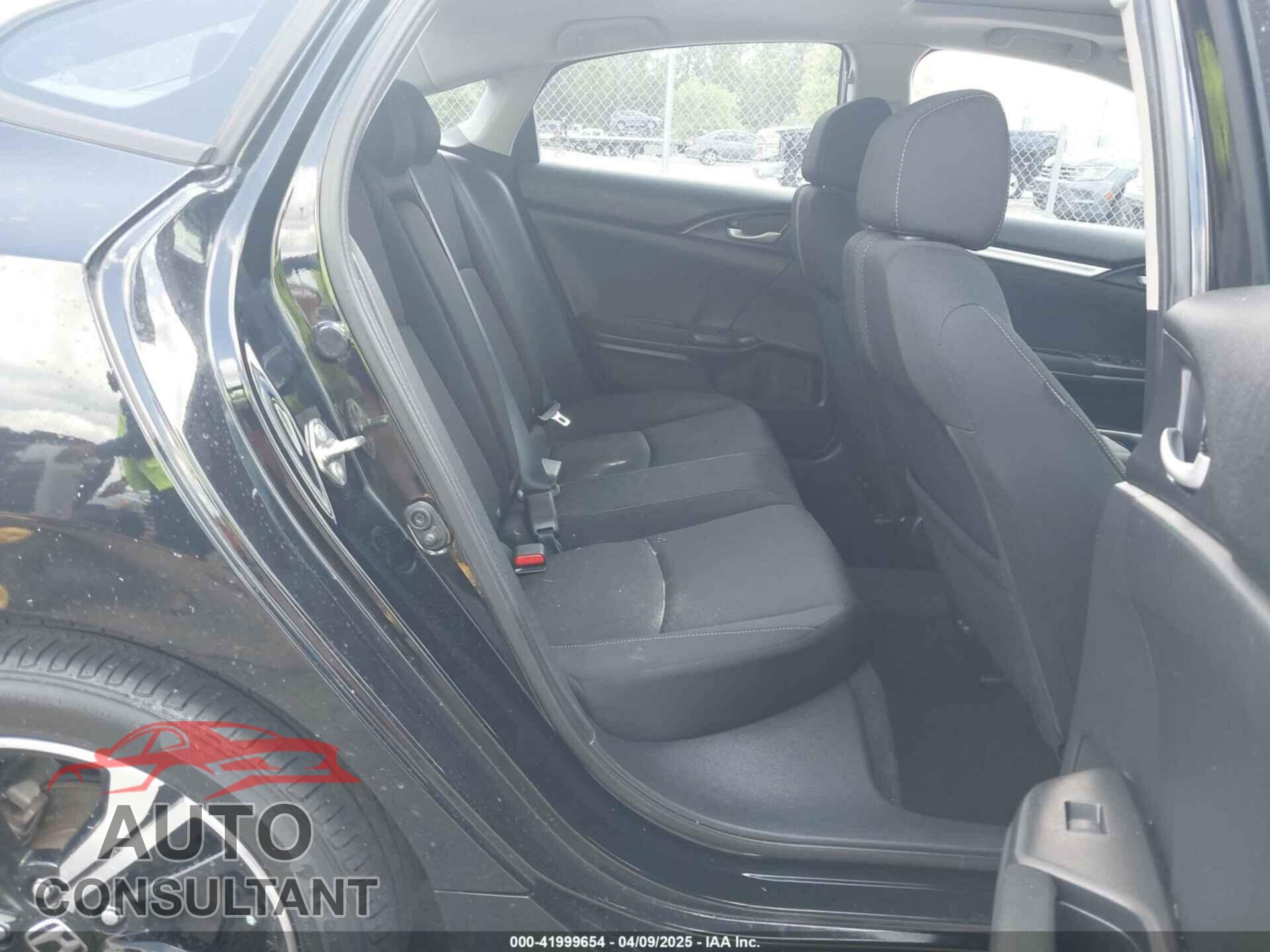 HONDA CIVIC 2017 - 19XFC2F78HE065862