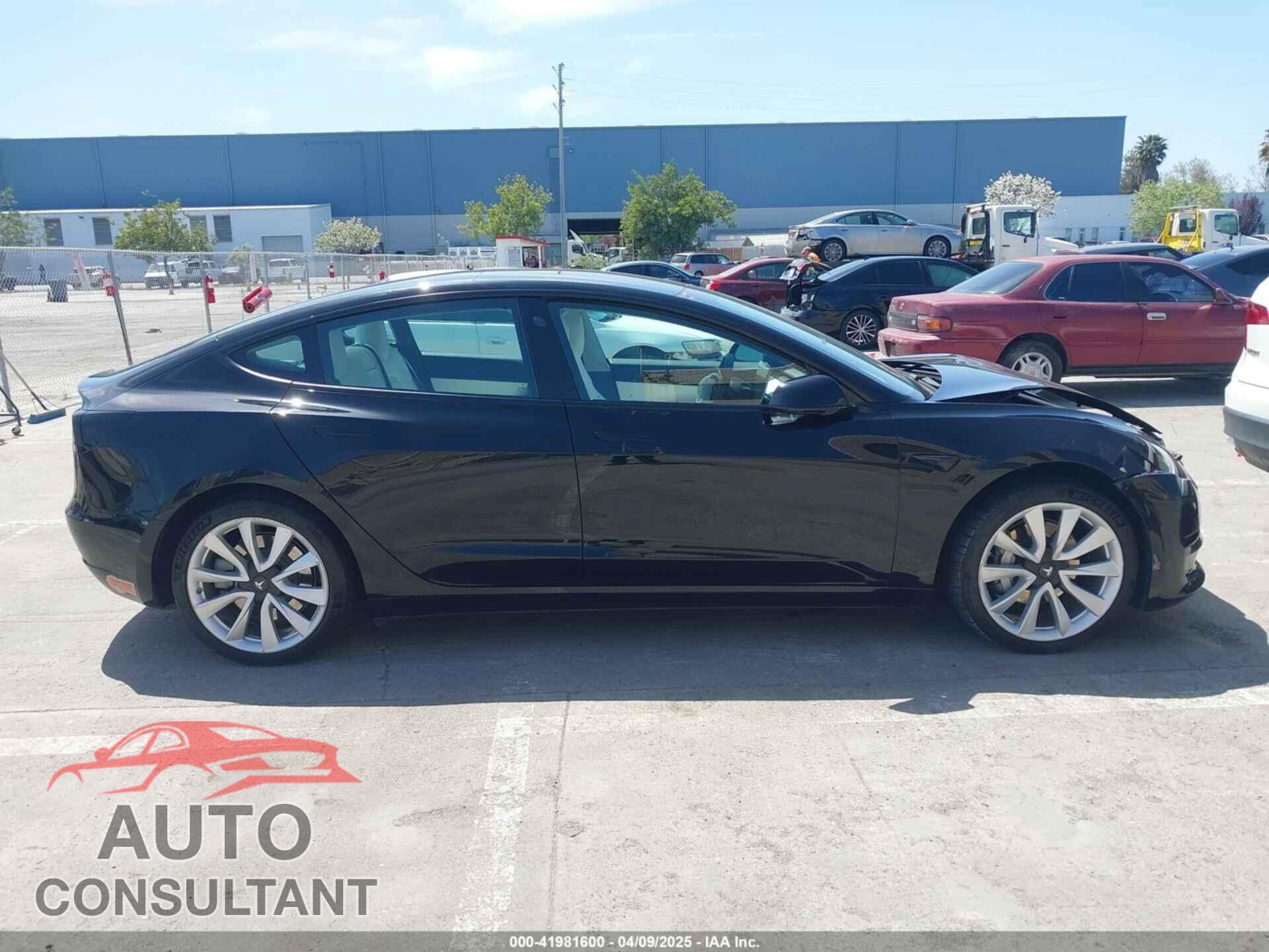 TESLA MODEL 3 2019 - 5YJ3E1EB6KF192477