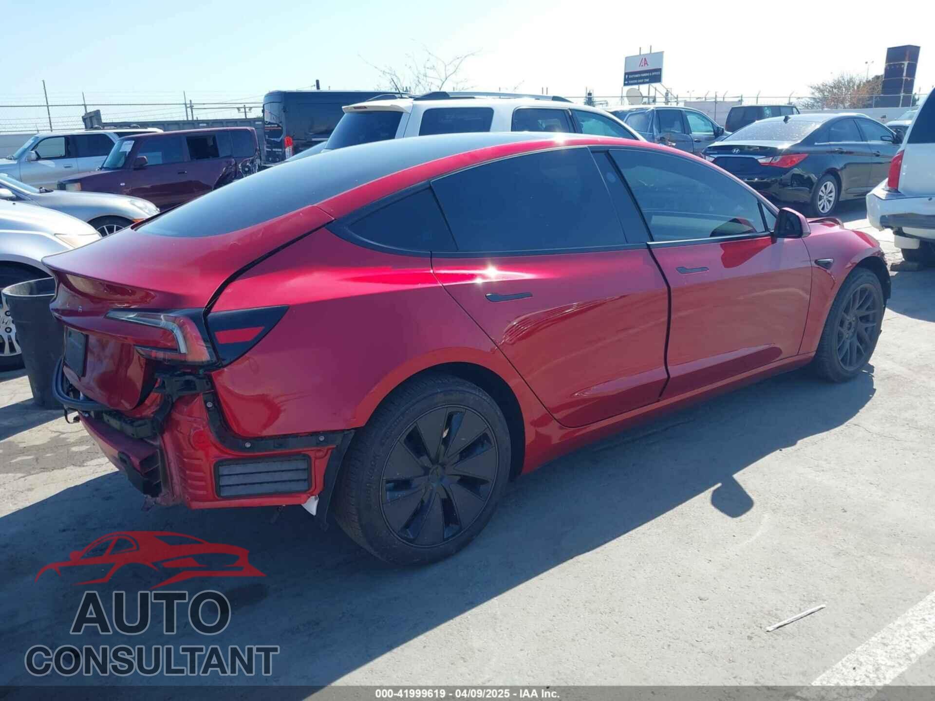 TESLA MODEL 3 2019 - 5YJ3E1EA7KF396485